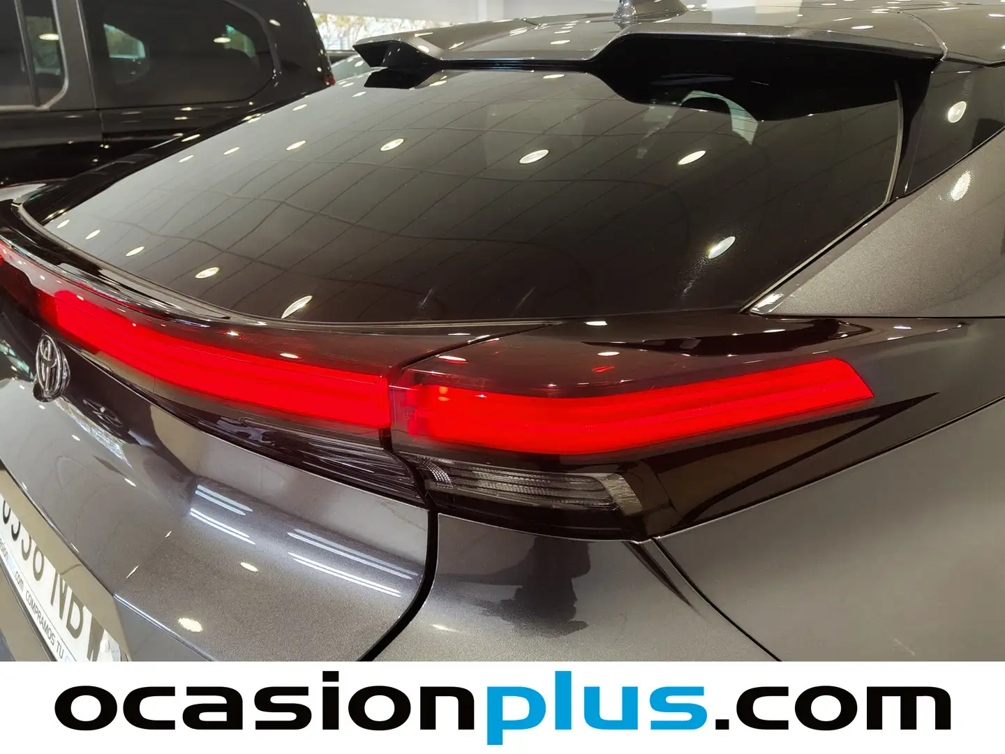 Foto Toyota C-HR Toyota C-HR 140H Advance (140 CV)