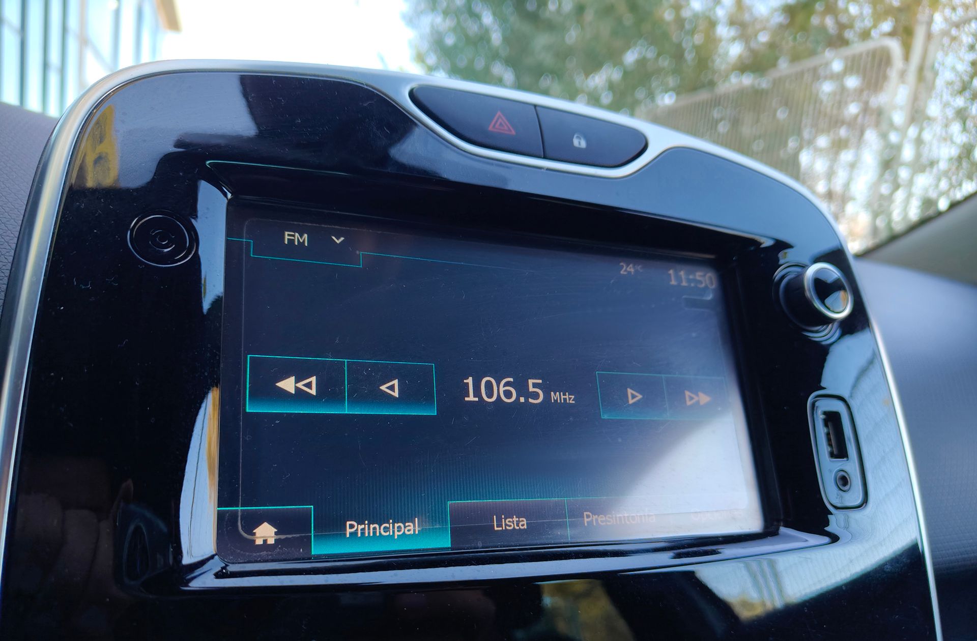 Renault Clio Limited Energy TCe - foto 30