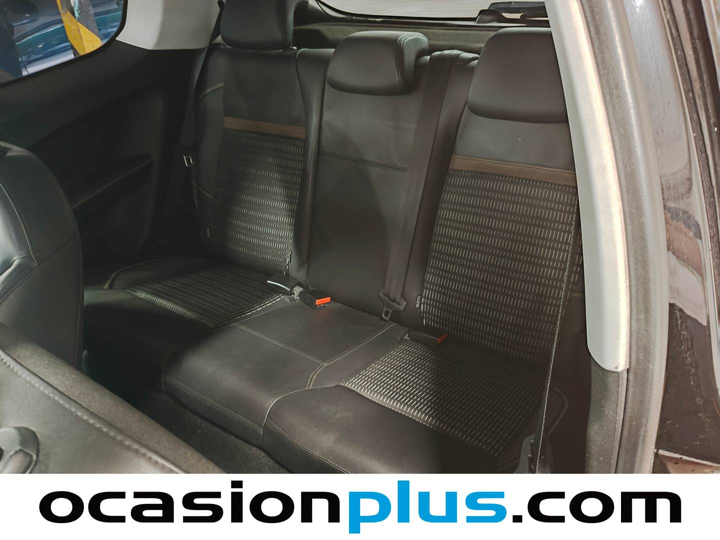 Foto asientos traseros Peugeot 208 Peugeot 208 1.6 VTi ALLURE (120 CV)