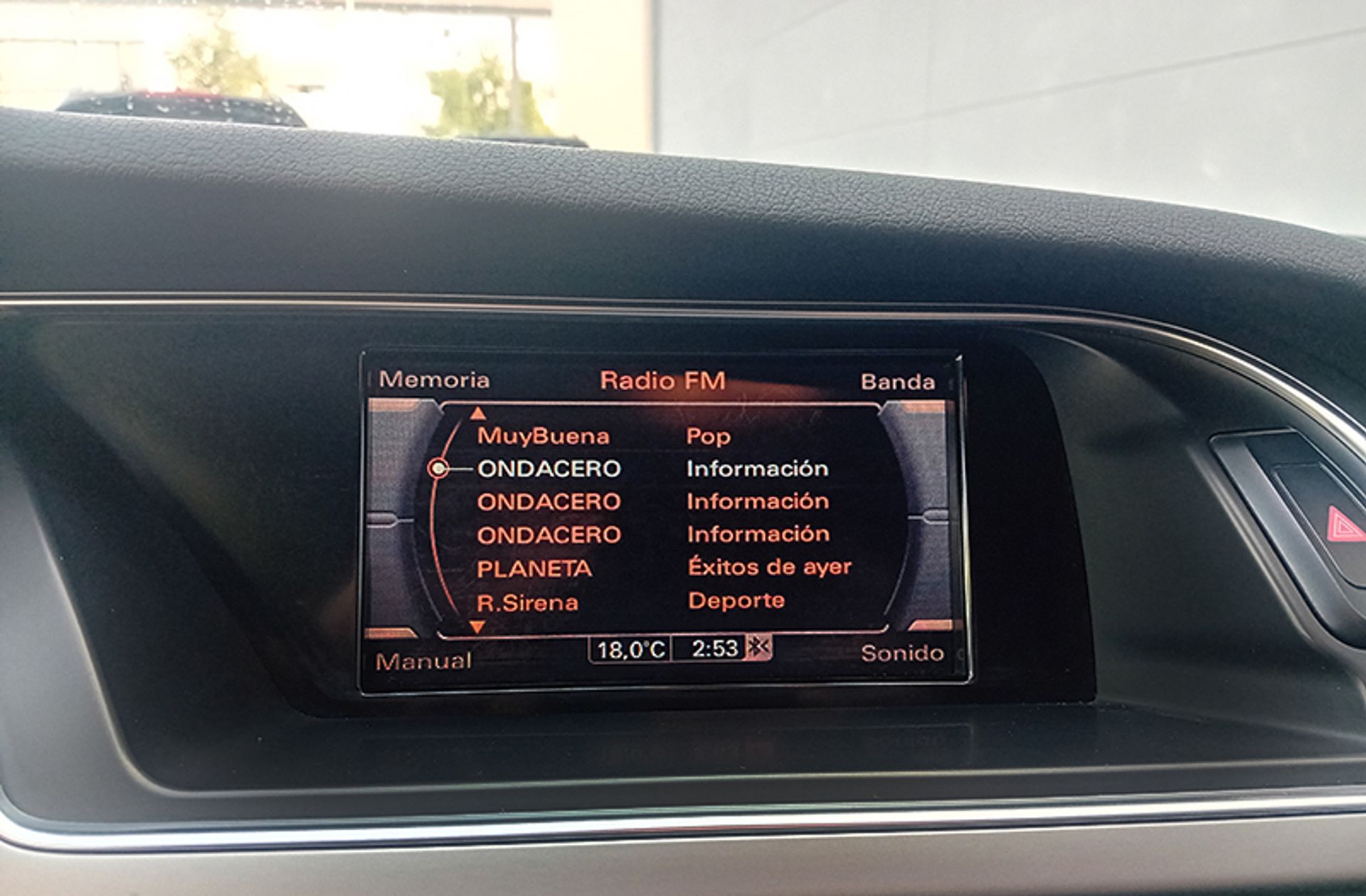 Audi A4 Avant 1.8 TFSI - foto 28