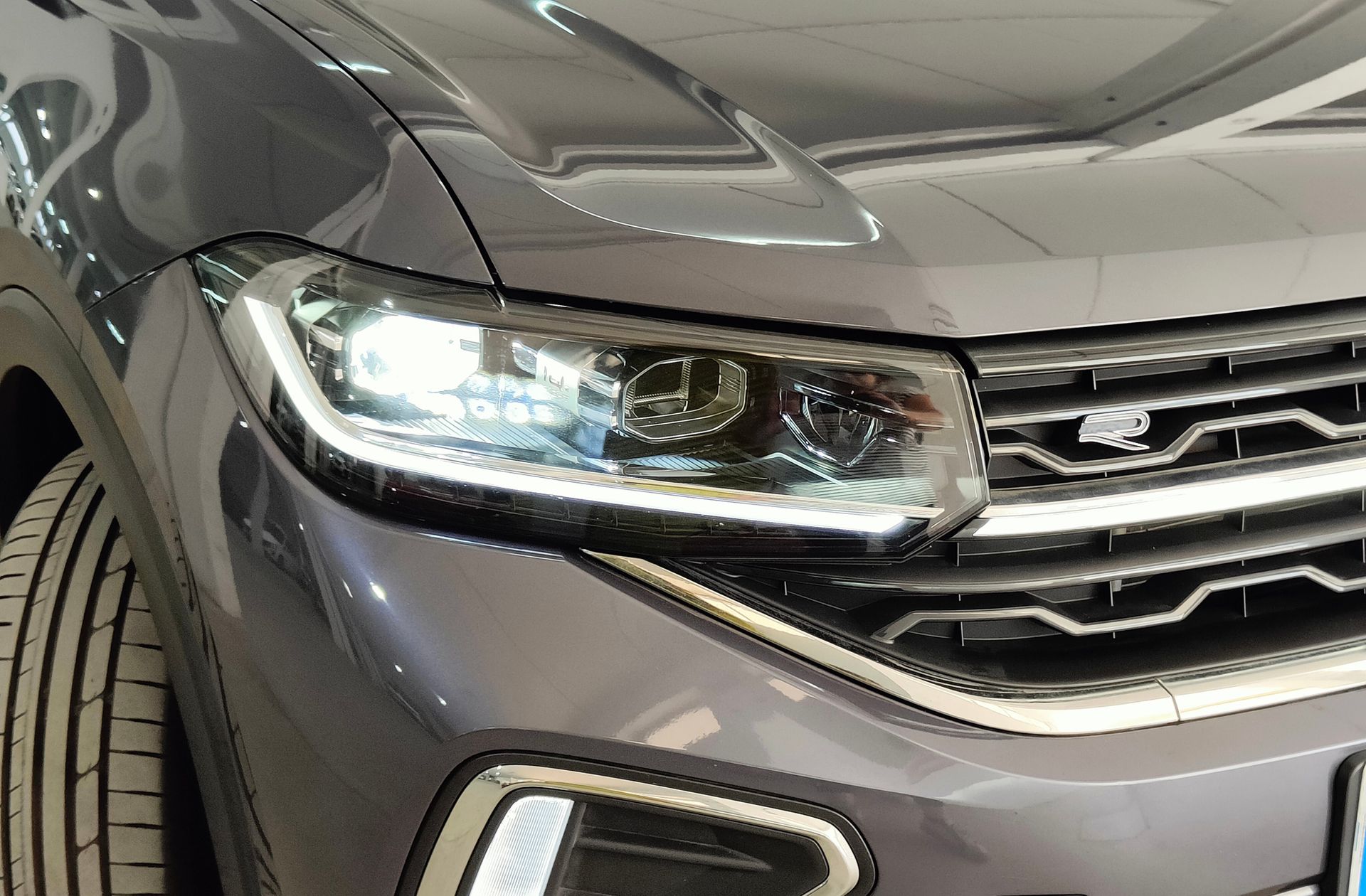 Volkswagen T-Cross R-Line 1.0 TSI DSG - foto 18