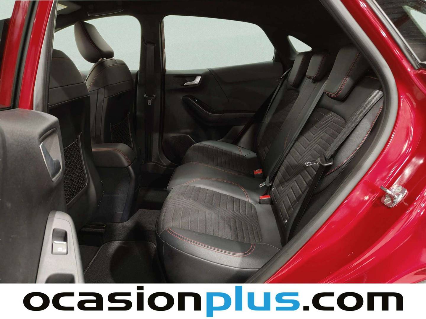 Foto asientos traseros Ford Puma Ford Puma 1.0 EcoBoost MHEV ST-Line X (125 CV)