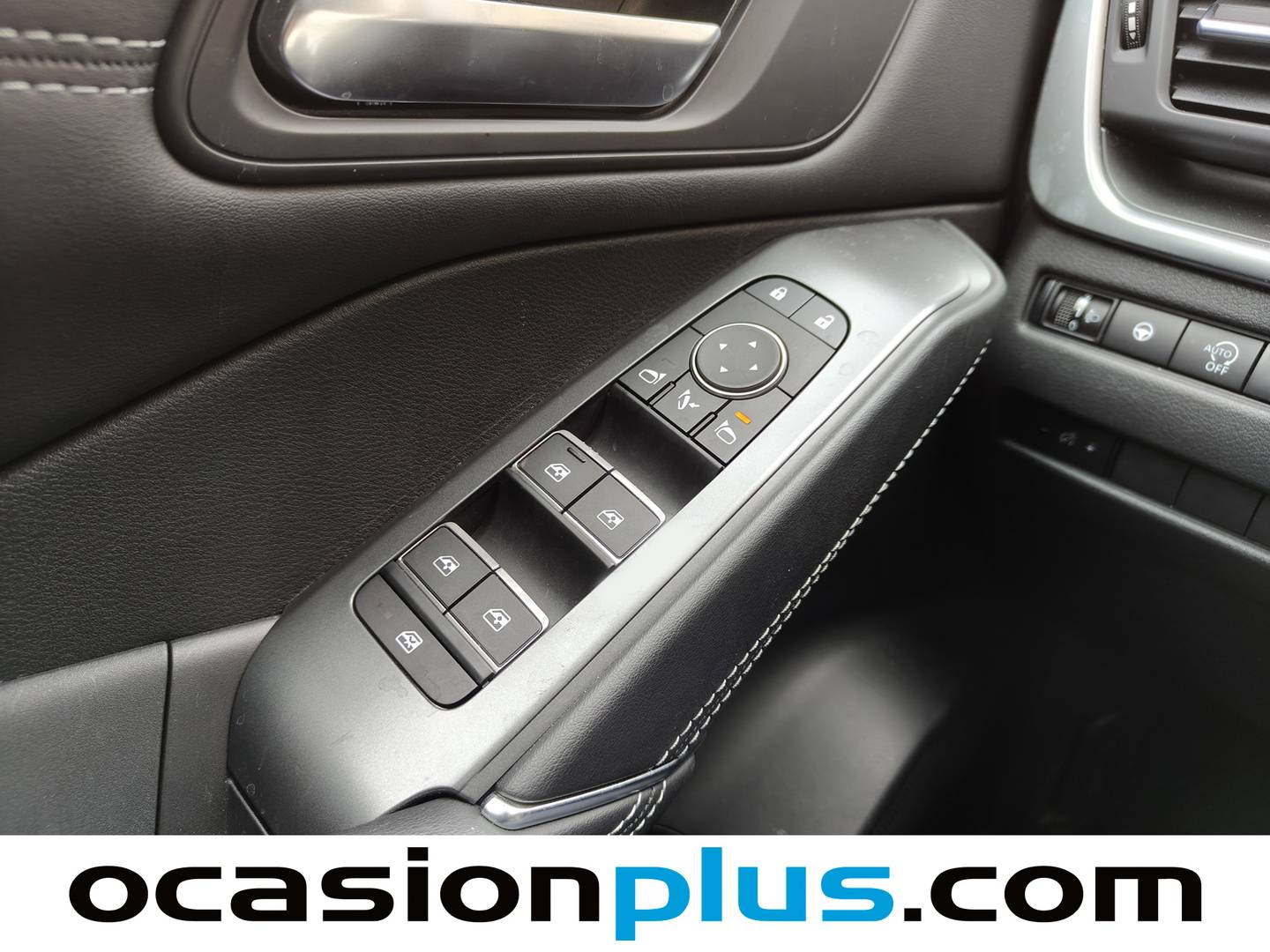 Foto Nissan QASHQAI Nissan Qashqai DIG-T 140 N-Connecta (140 CV)