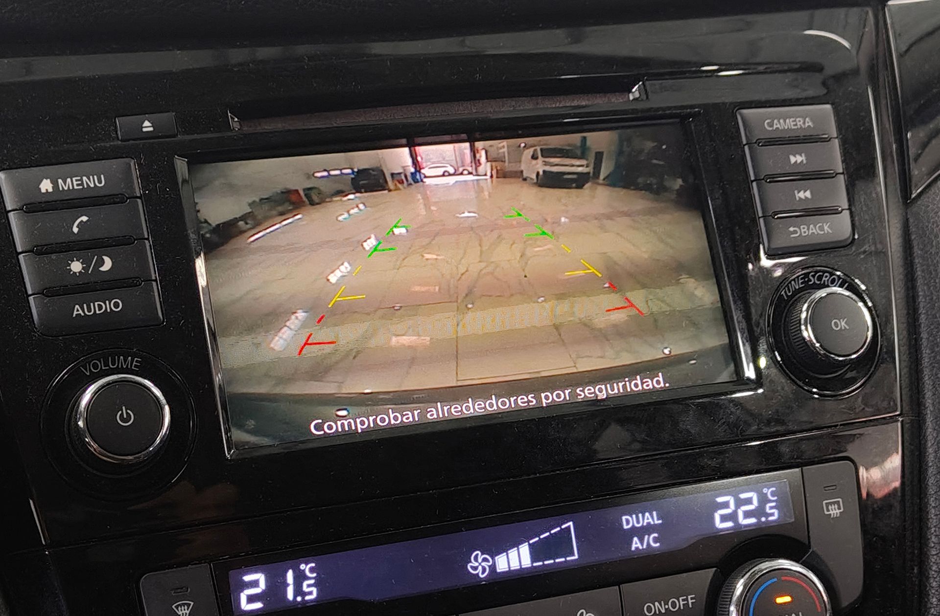 Nissan Qashqai dCi 115 Acenta - foto 7
