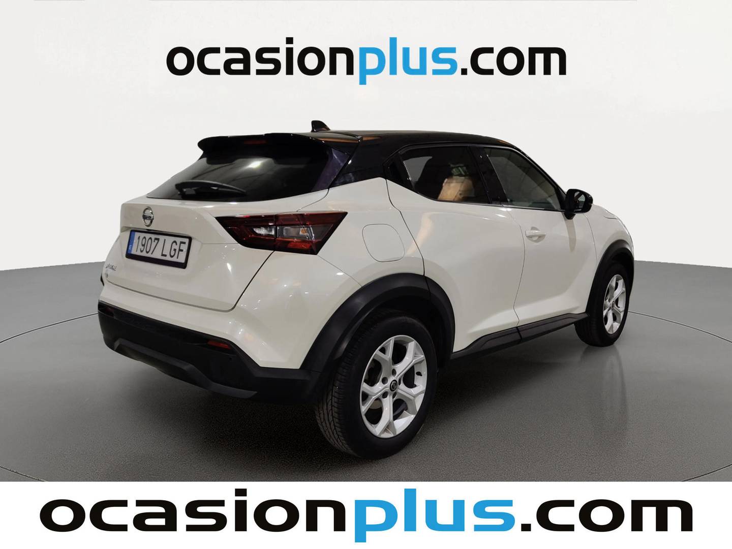 Foto trasera Nissan JUKE Nissan Juke DIG-T N-Connecta 4x2 DCT (117 CV) izquierda