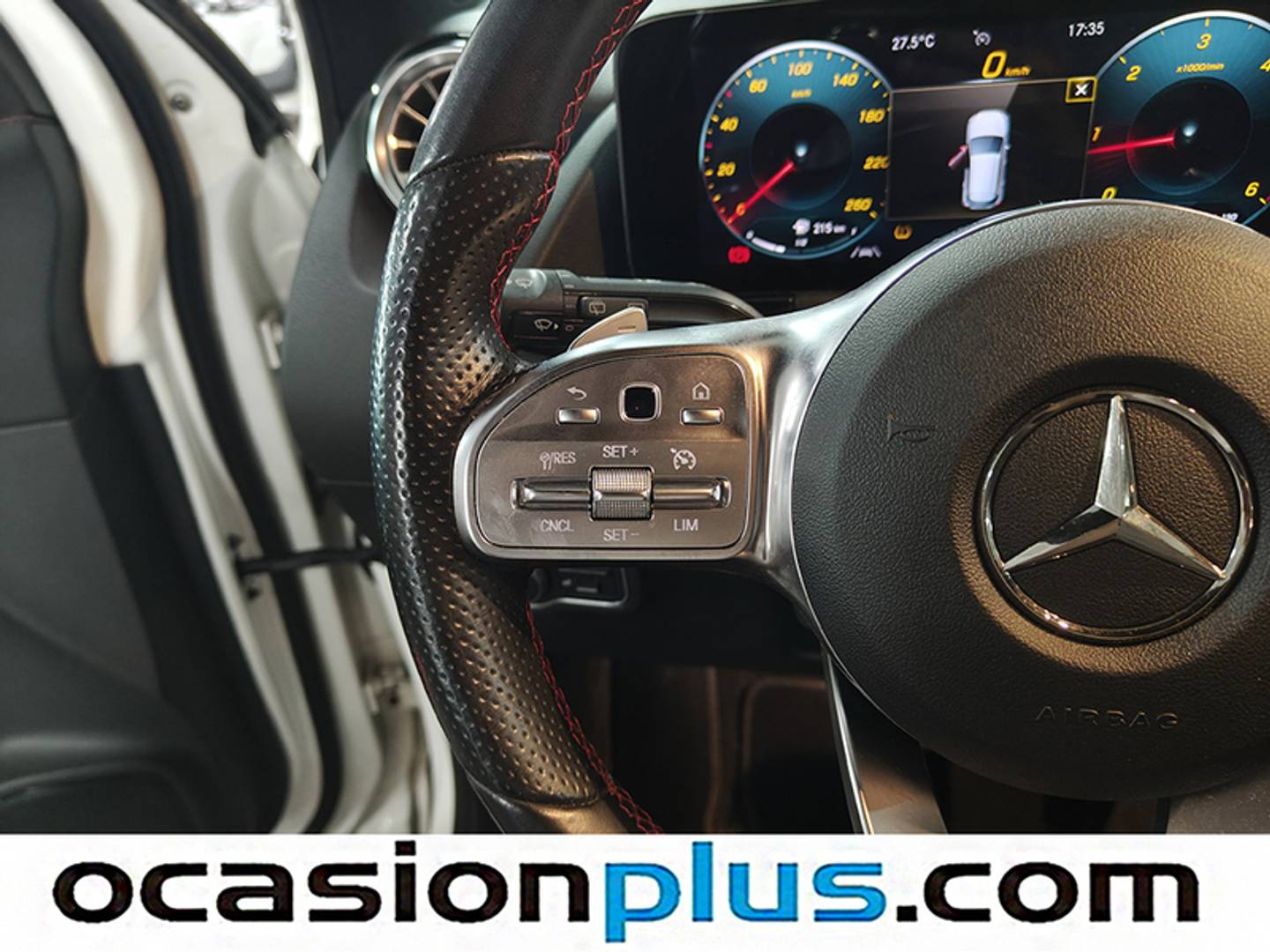 Foto Mercedes GLA Mercedes-Benz GLA 200 D Paquete AMG (150 CV)