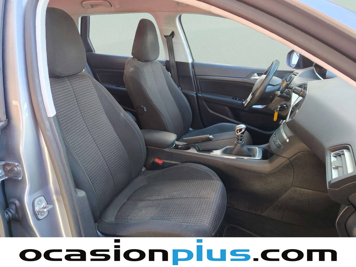 Peugeot 308 Peugeot 308 SW 1.2 PureTech S&S Active (130 CV) gasolina