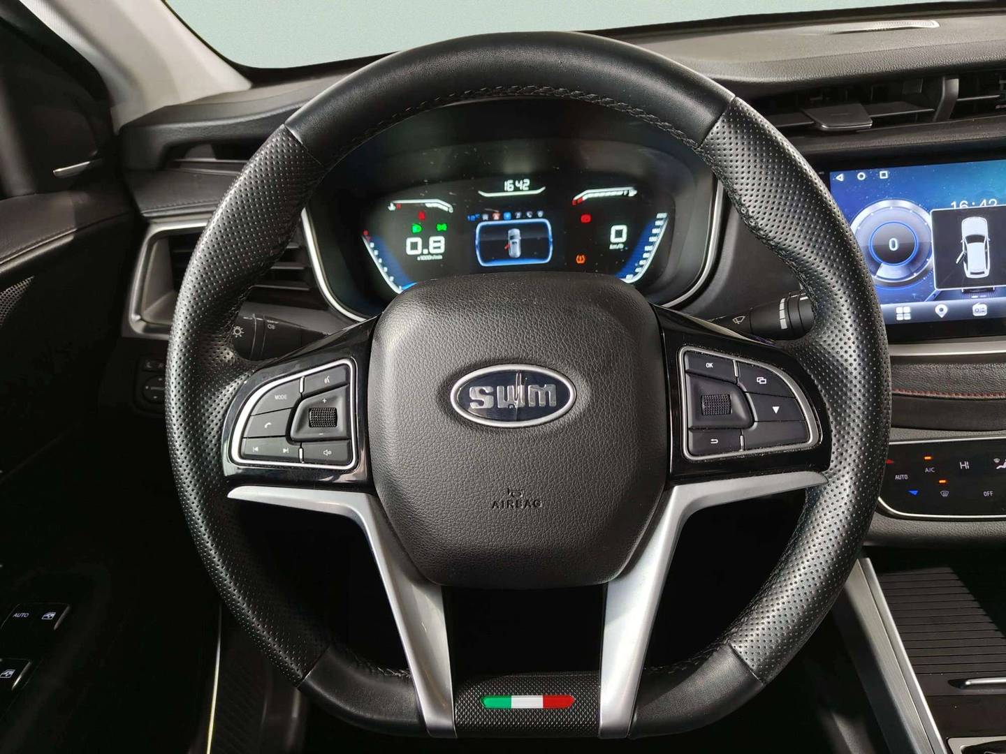 Foto SWM G01 SWM G01 1.5T Luxury (131 CV)