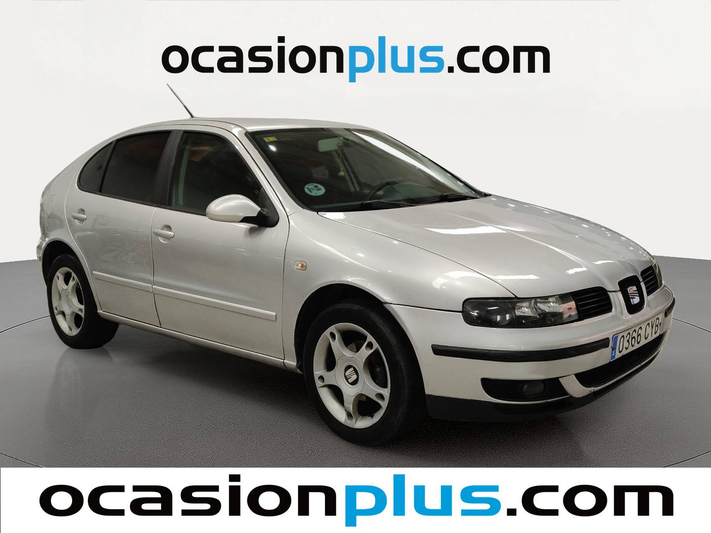 Foto delantera Seat León Seat León 1.6i Stella (105 CV) derecha