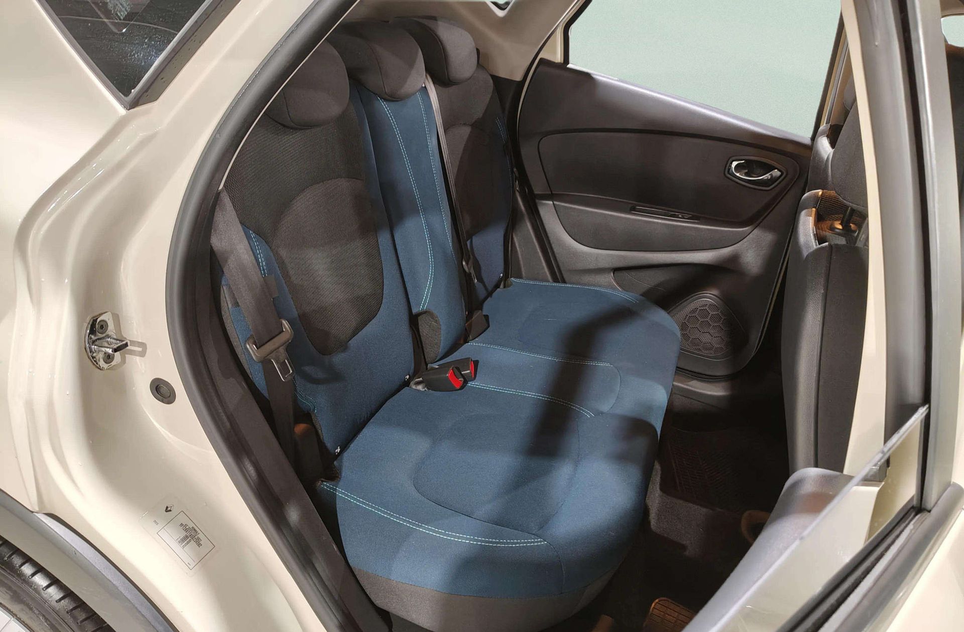 Renault Captur Life Energy TCe - foto 13