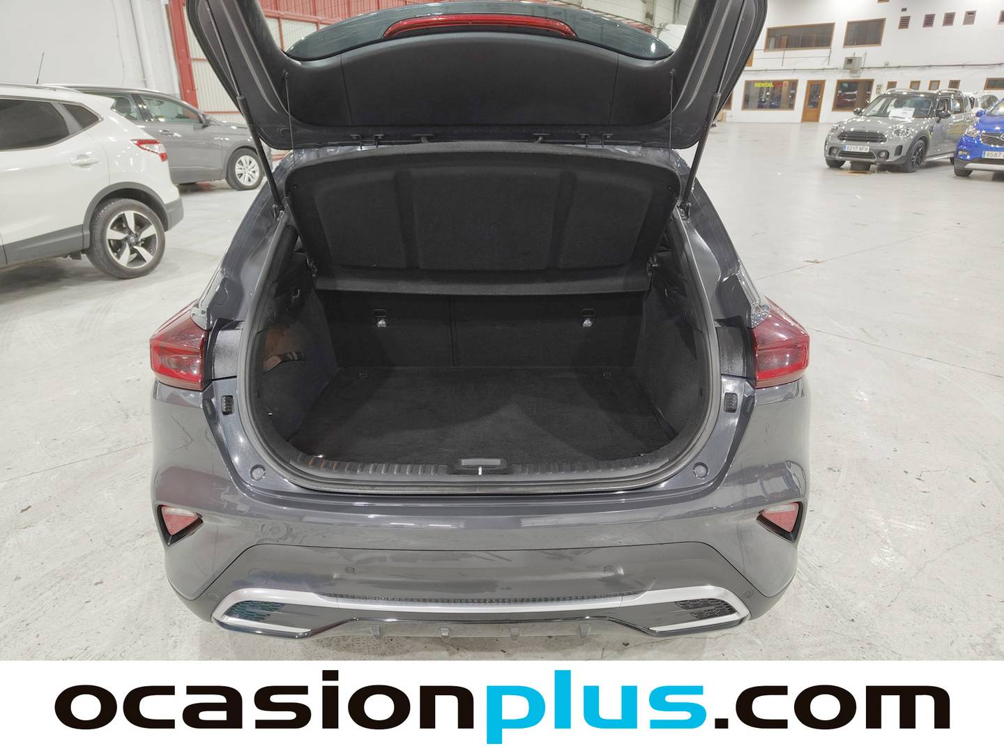 Foto KIA XCeed Kia XCeed 1.0 T-GDi Drive (120 CV)