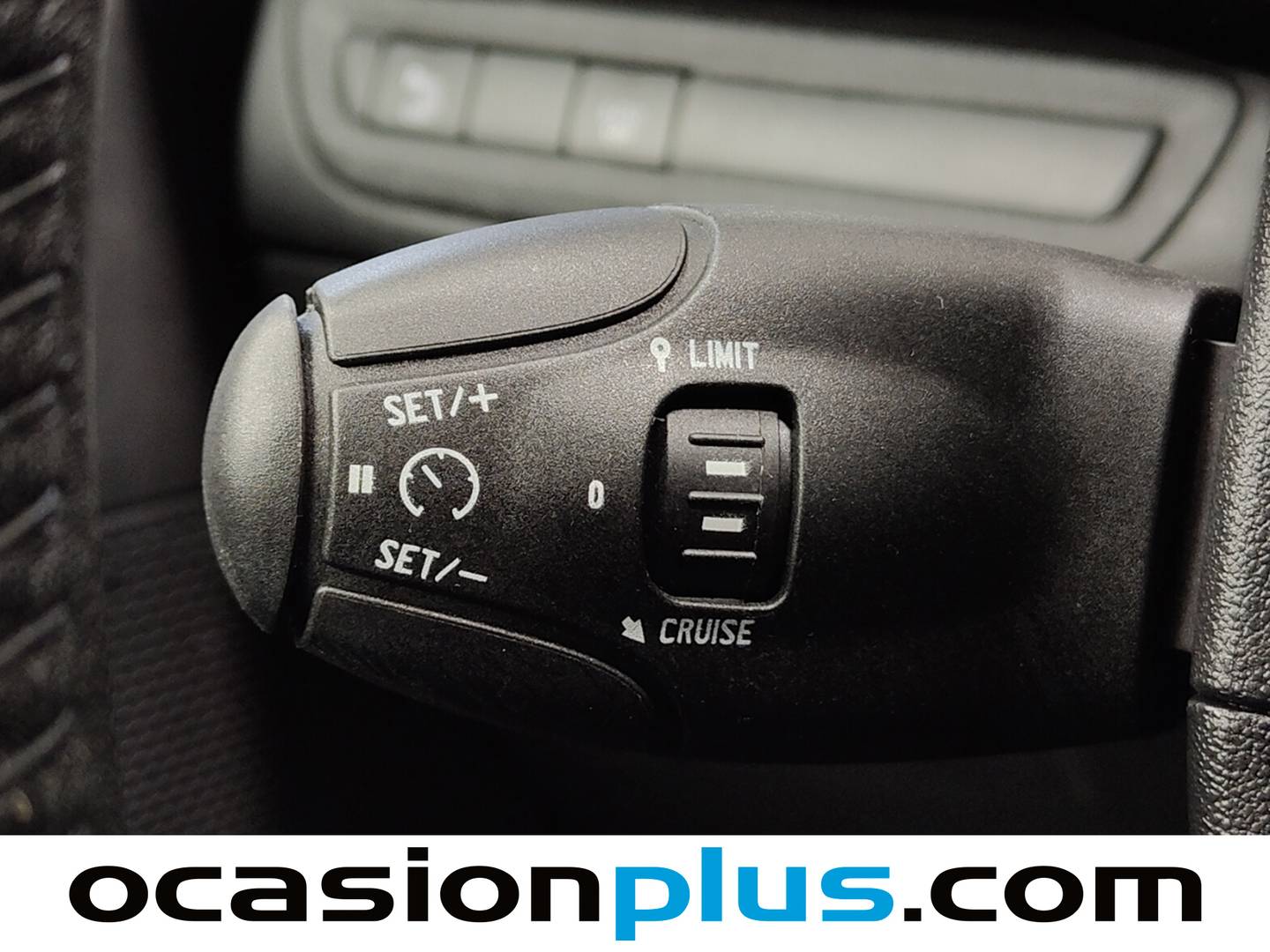 Peugeot 208 Peugeot 208 PureTech Signature  (82 CV) de ocasión