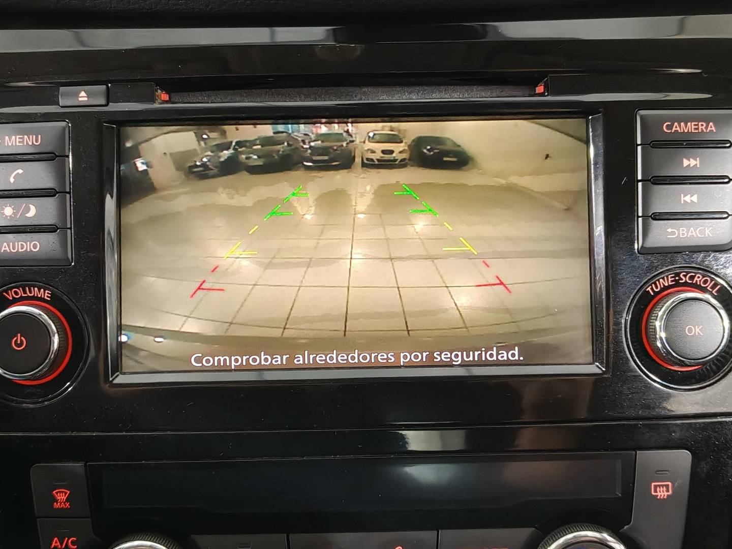 Foto Nissan QASHQAI Nissan Qashqai DIG-T 140 Acenta 4x2 (140 CV)