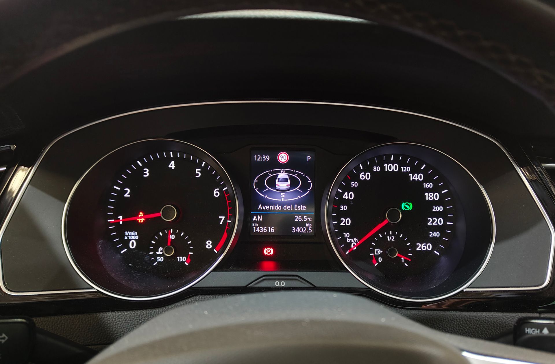 Volkswagen Passat Executive 1.5 TSI DSG - foto 28