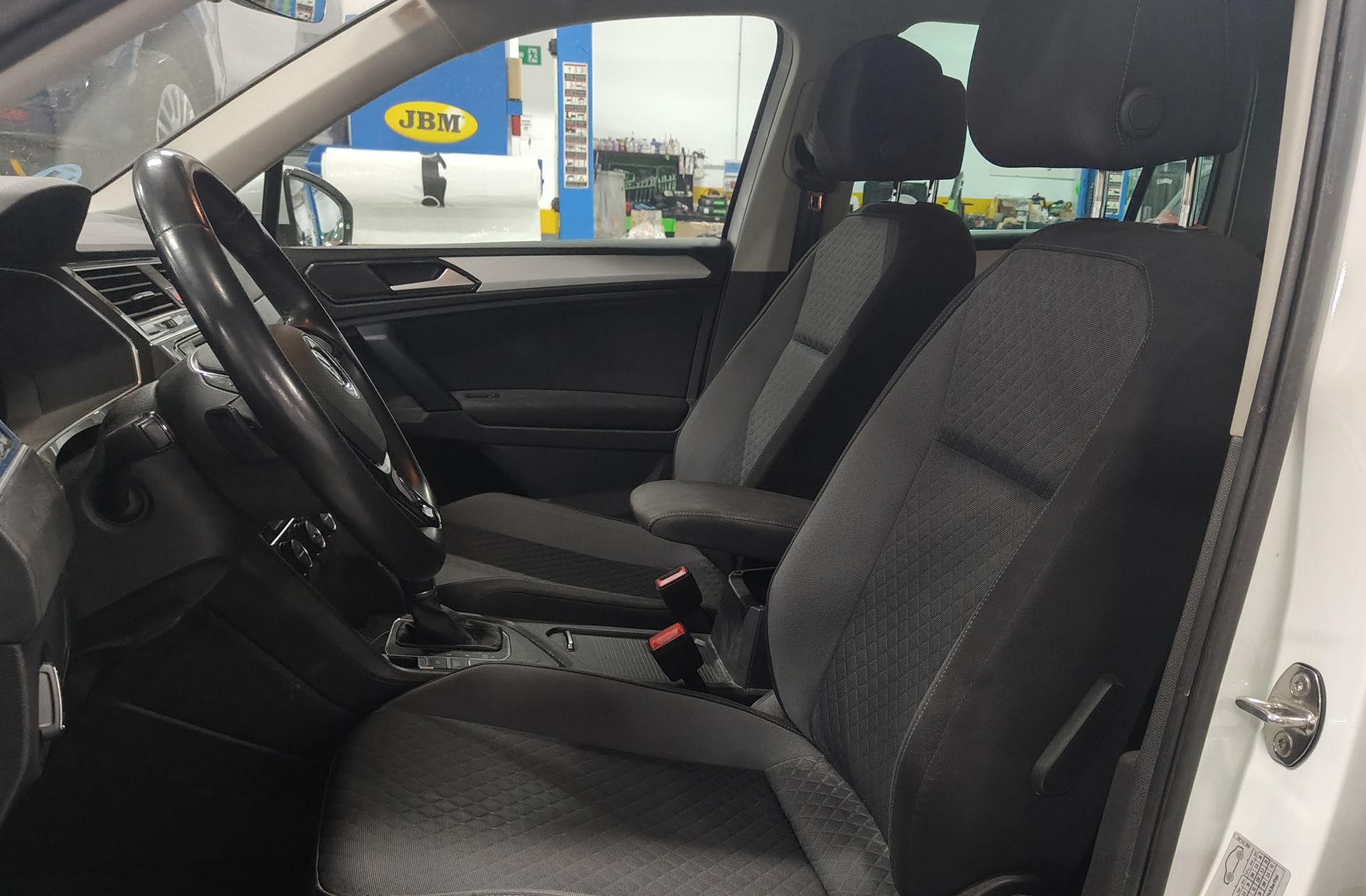 Volkswagen Tiguan 1.4 ACT TSI BlueMotionTech DSG Pack R-Line - foto 12