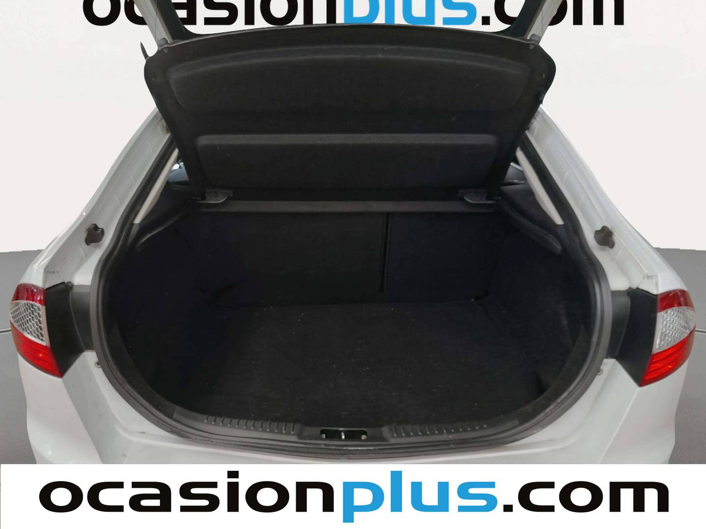 Fotos maletero Ford Mondeo Ford Mondeo 2.0 EcoBoost 203 Titanium S Powershift