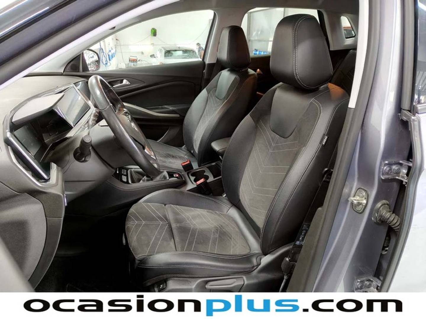 Foto Opel Grandland Opel Grandland 1.2 Turbo Ultimate (130 CV)