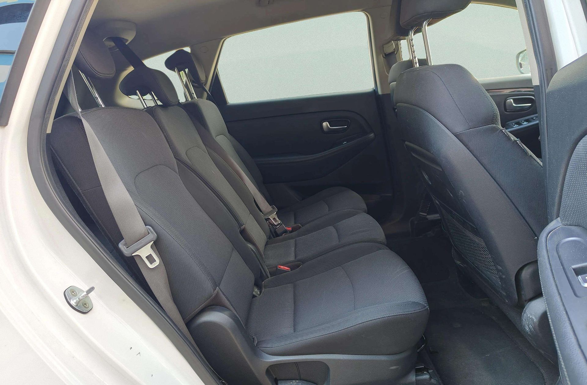 Kia Carens 1.7 CRDi VGT Eco-Dynamic Drive - foto 13