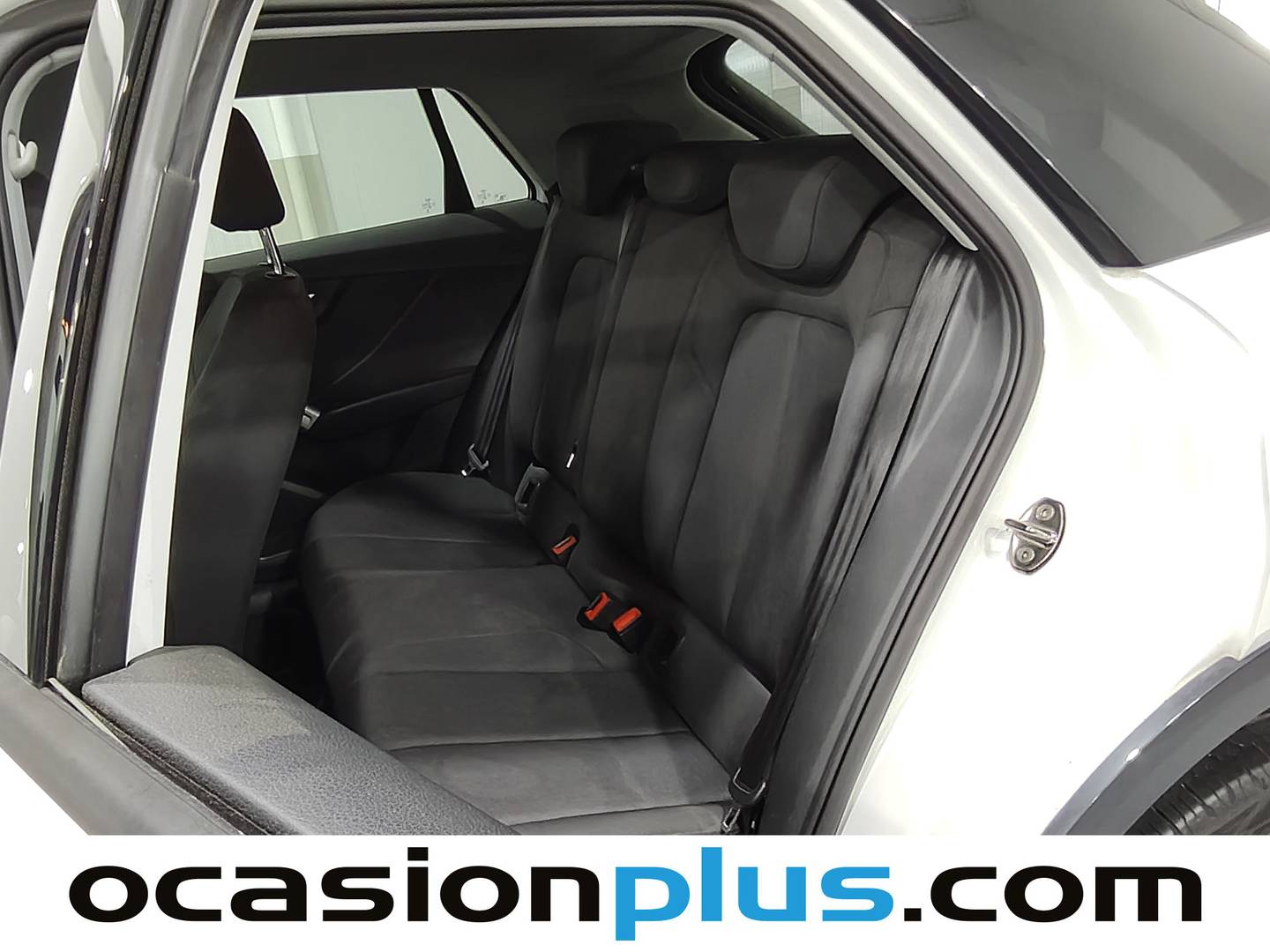 Foto Audi Q2 Audi Q2 Advanced 30 TDI (116 CV)