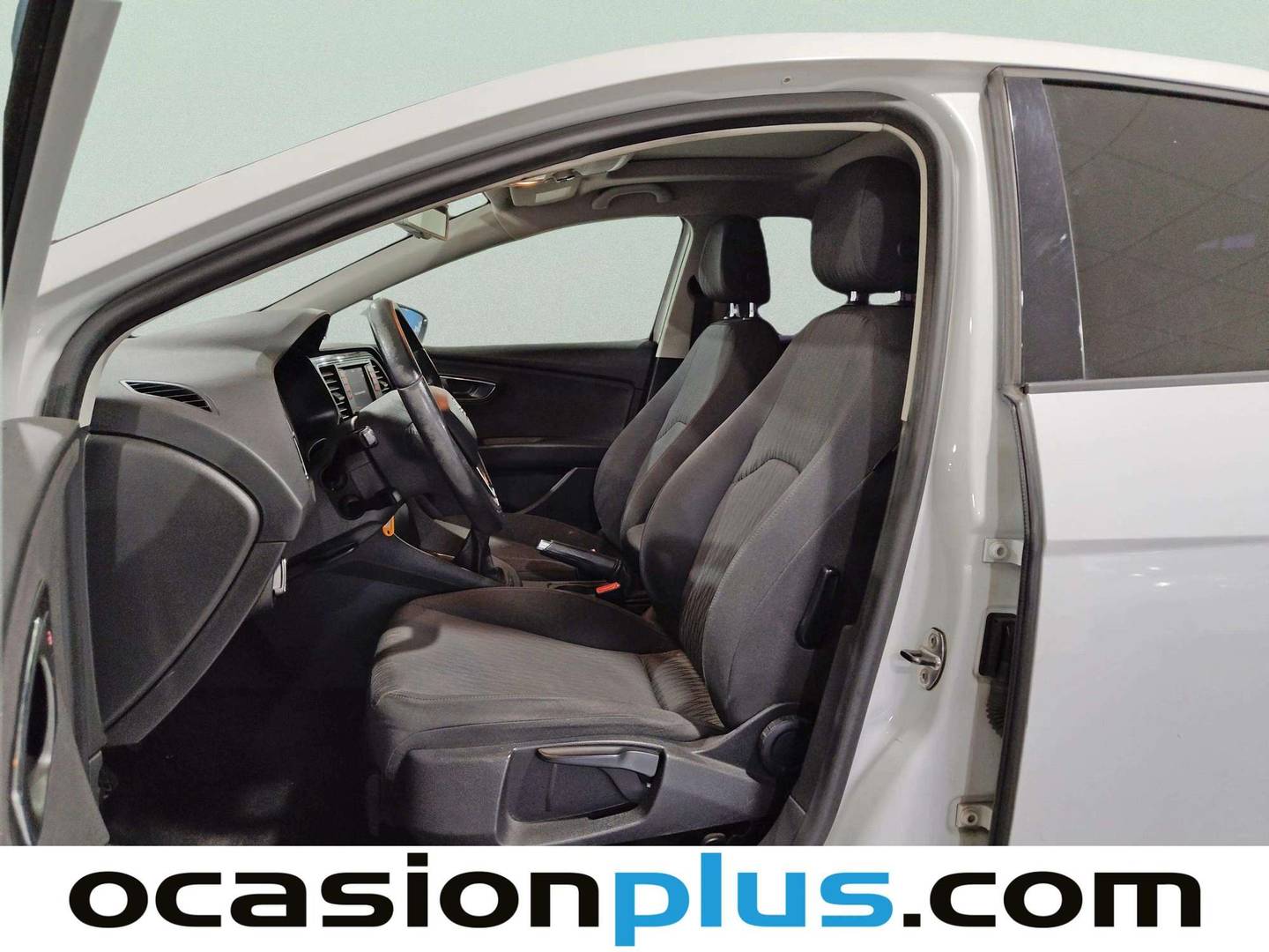 Foto asientos delanteros Seat León Seat León 1.4 TSI S&S Style (122 CV)