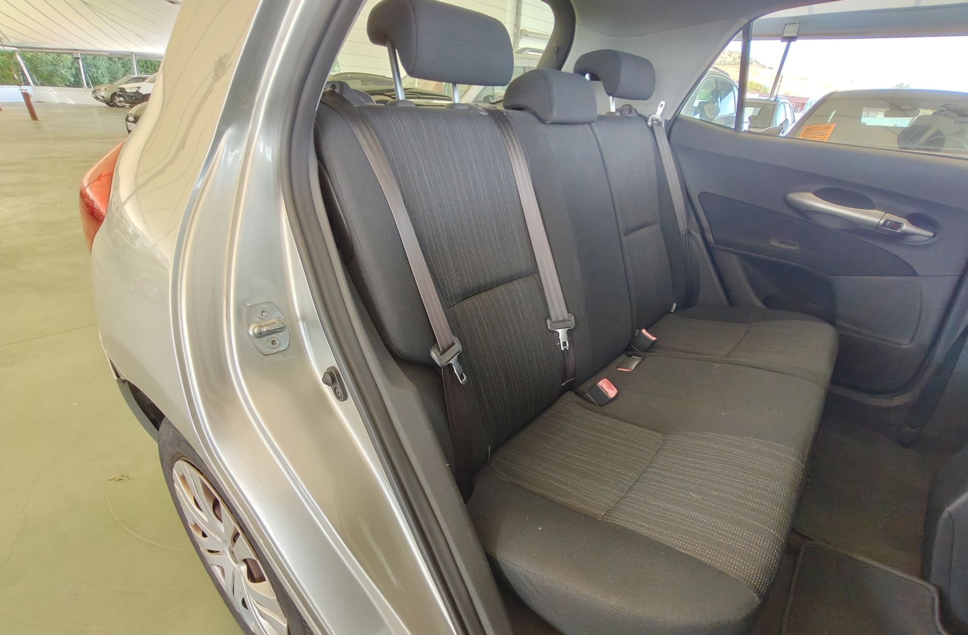 Toyota Auris 1.4 VVT-i - foto 15