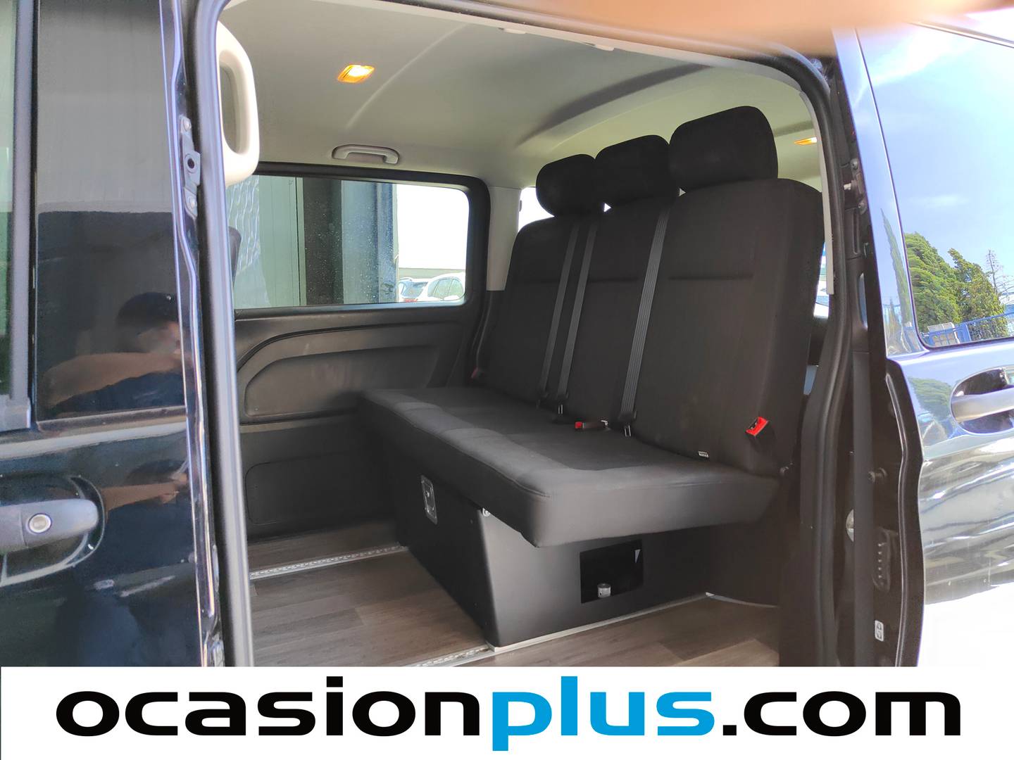 Foto asientos traseros Mercedes Vito Mercedes Vito Combi 114 CDI Tourer Base Larga (136 CV) Camperizada