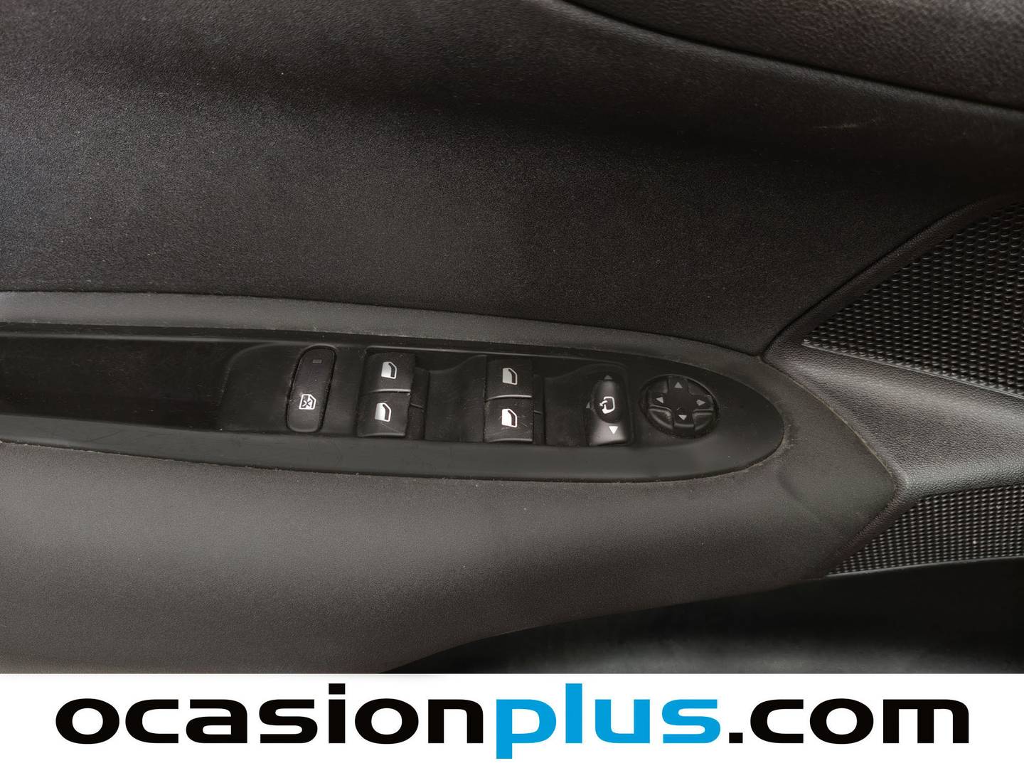 Foto Citroën C4 Citroen C4 1.6 e-HDI Collection (114 CV)