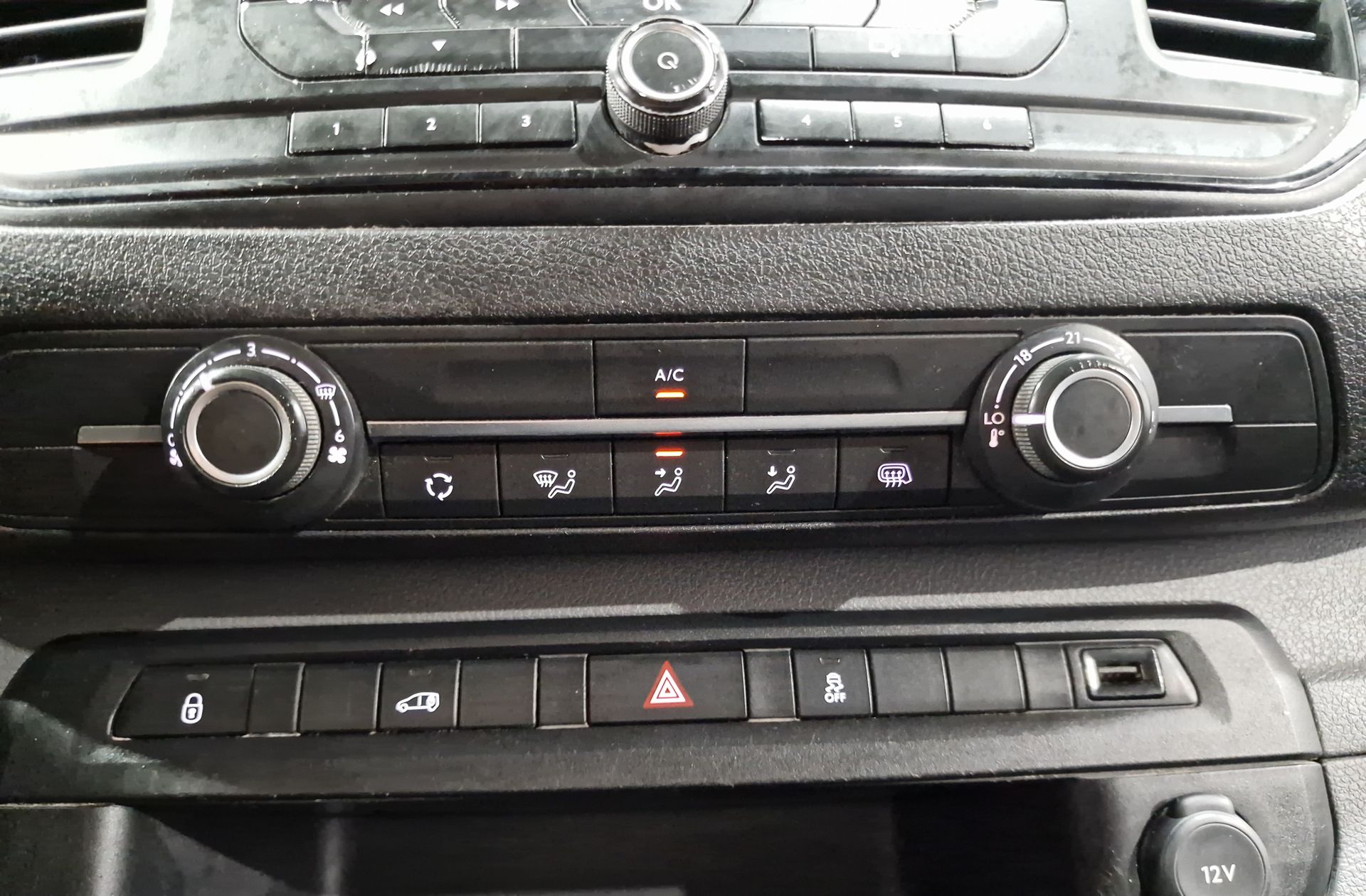 Peugeot Expert Furgon 1.6 BlueHDi Pro Standard - foto 23