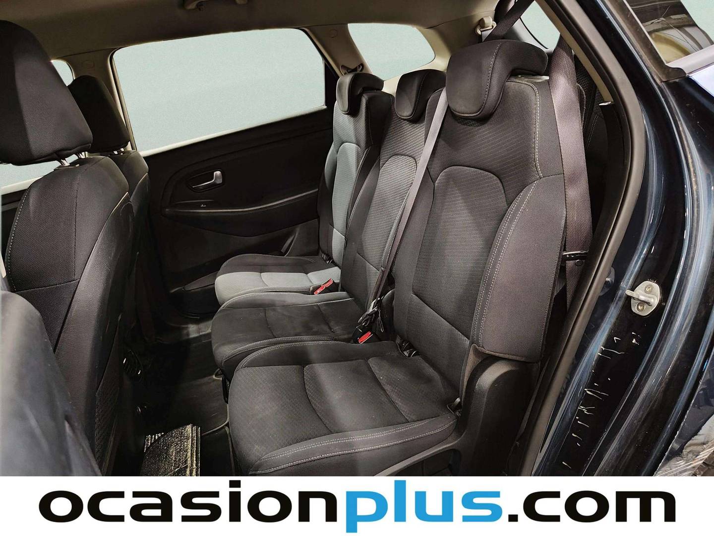 Foto asientos traseros KIA Carens KIA Carens 1.7 CRDi VGT Concept Eco-Dynam (115 CV) 7 Plazas