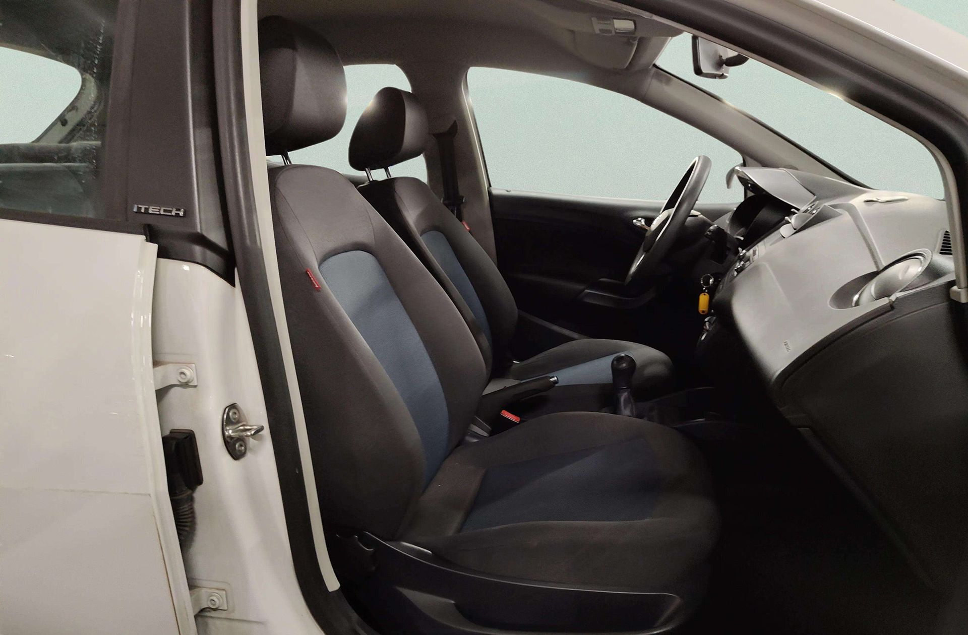 SEAT Ibiza 1.6 TDI Reference ITech 30 Aniversario - foto 14
