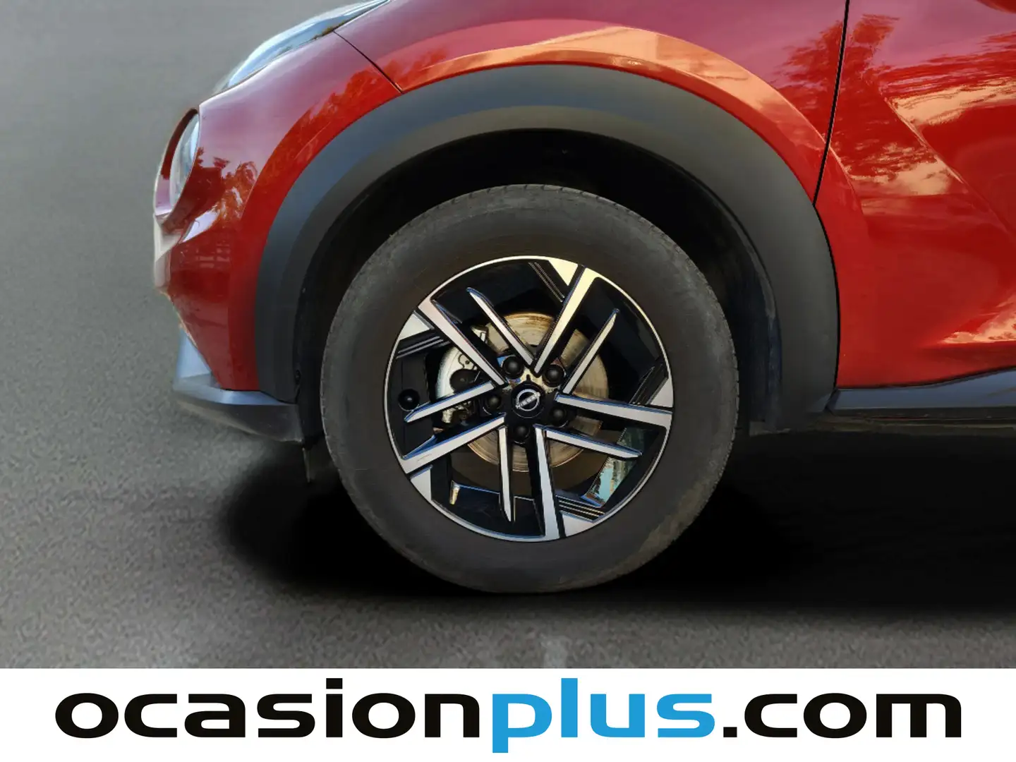 Foto Nissan JUKE Nissan Juke DIG-T N-Connecta 4x2 (114 CV)