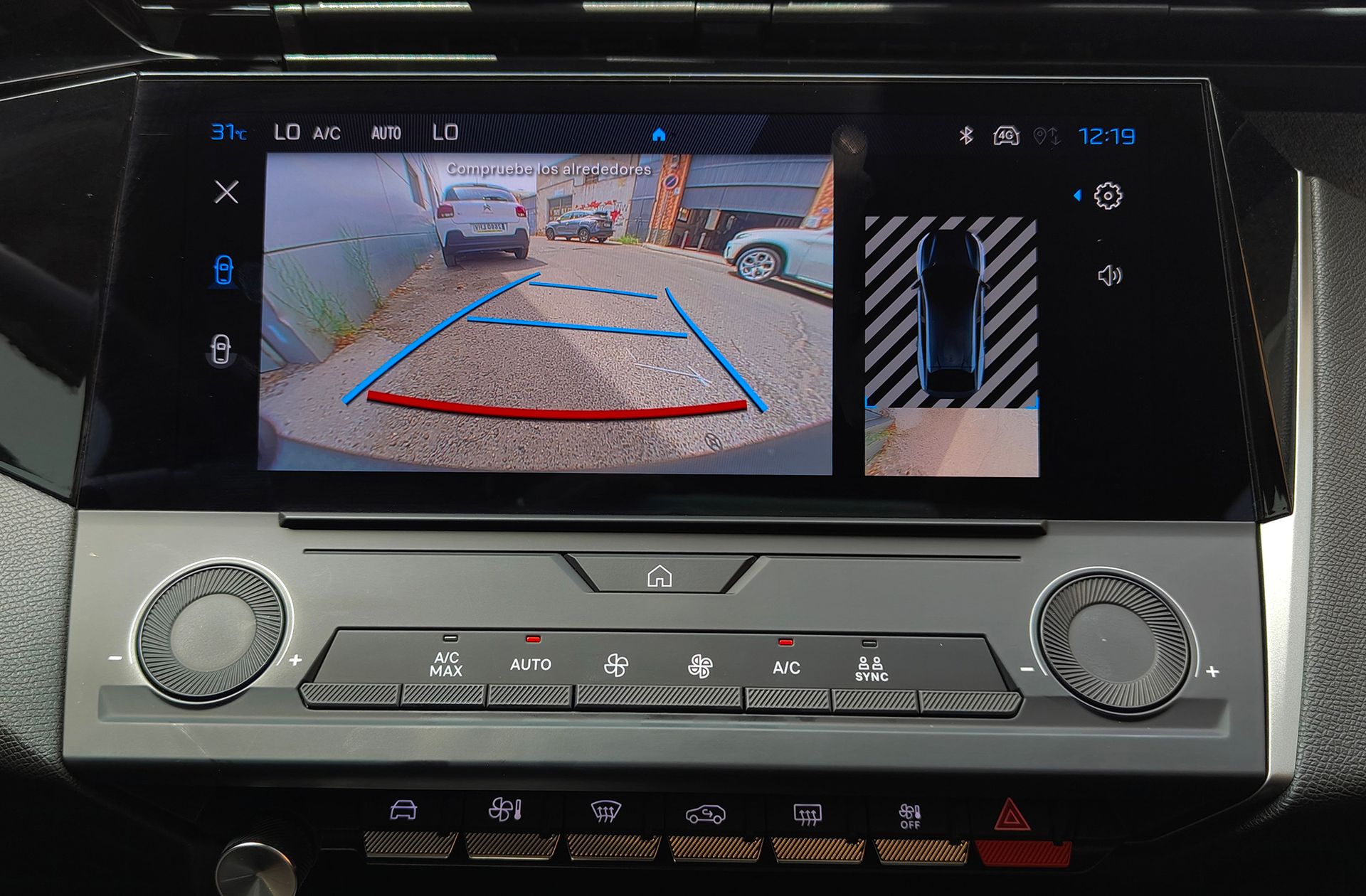 Peugeot 408 Allure Hybrid 145 eDCS6 - foto 9