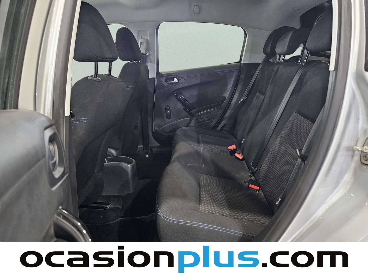Foto asientos traseros Peugeot 208 Peugeot 208 PureTech 82 Style (82 CV)