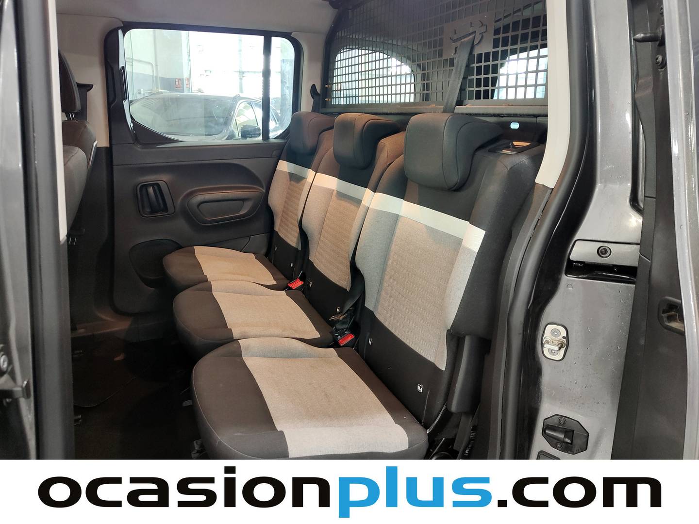 Foto asientos traseros Citroën Berlingo Citroën Berlingo BlueHDi 130 S&S Talla M Shine Business (130 CV)