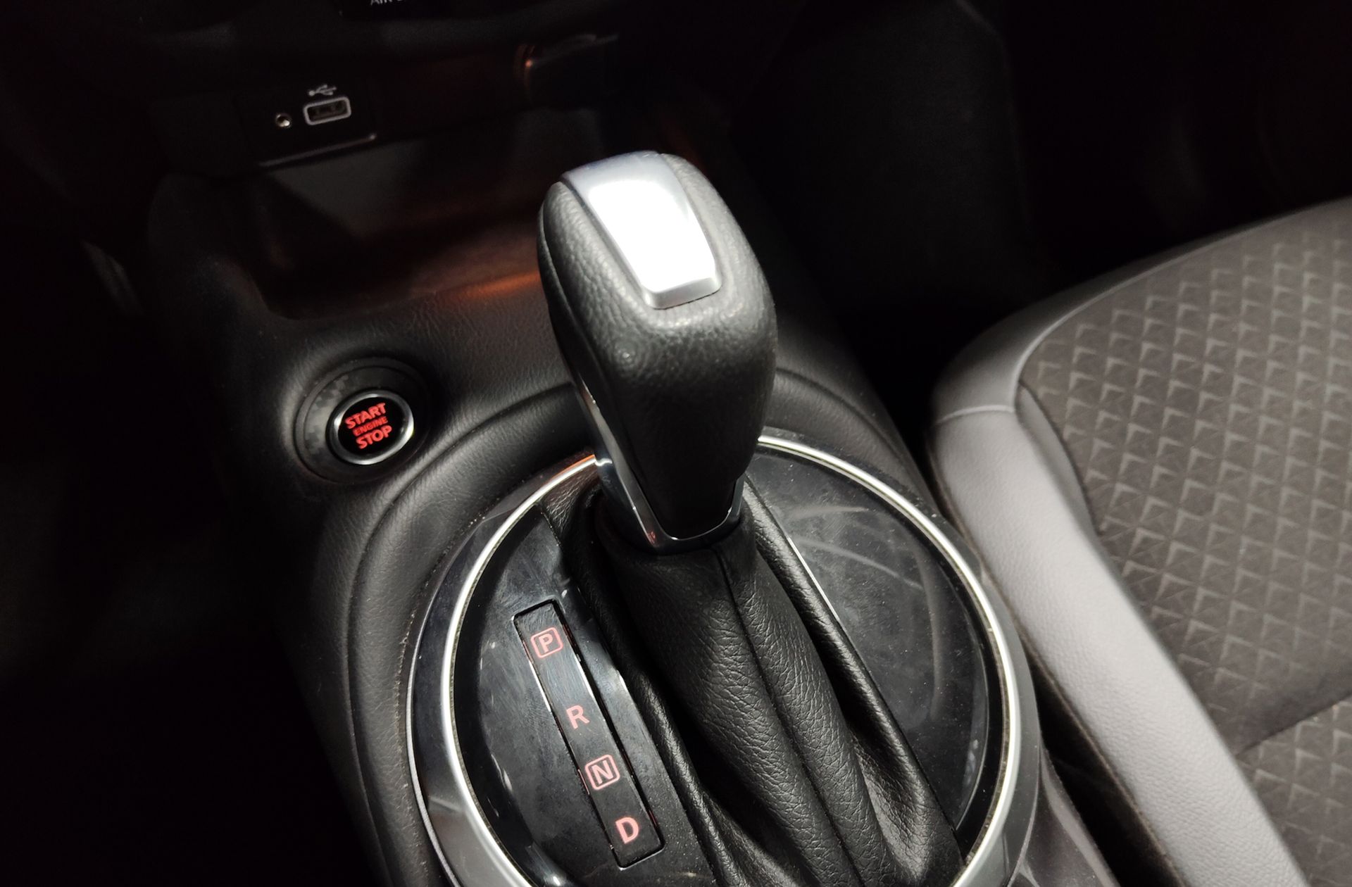 Nissan Juke DIG-T Acenta DCT - foto 5