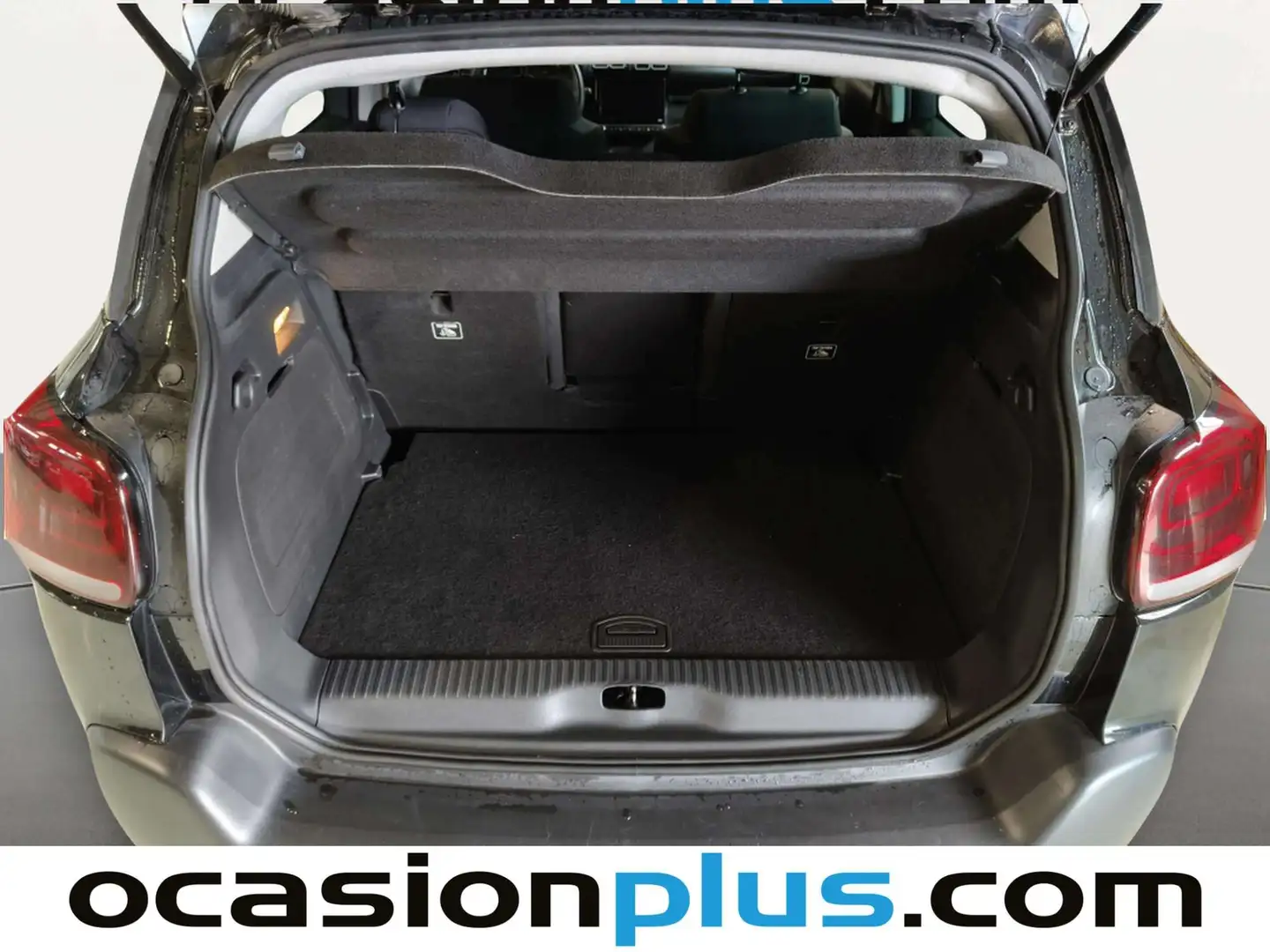 Foto Citroën C3 Aircross Citroen C3 Aircross PureTech 130 Shine Pack EAT6 (131 CV)