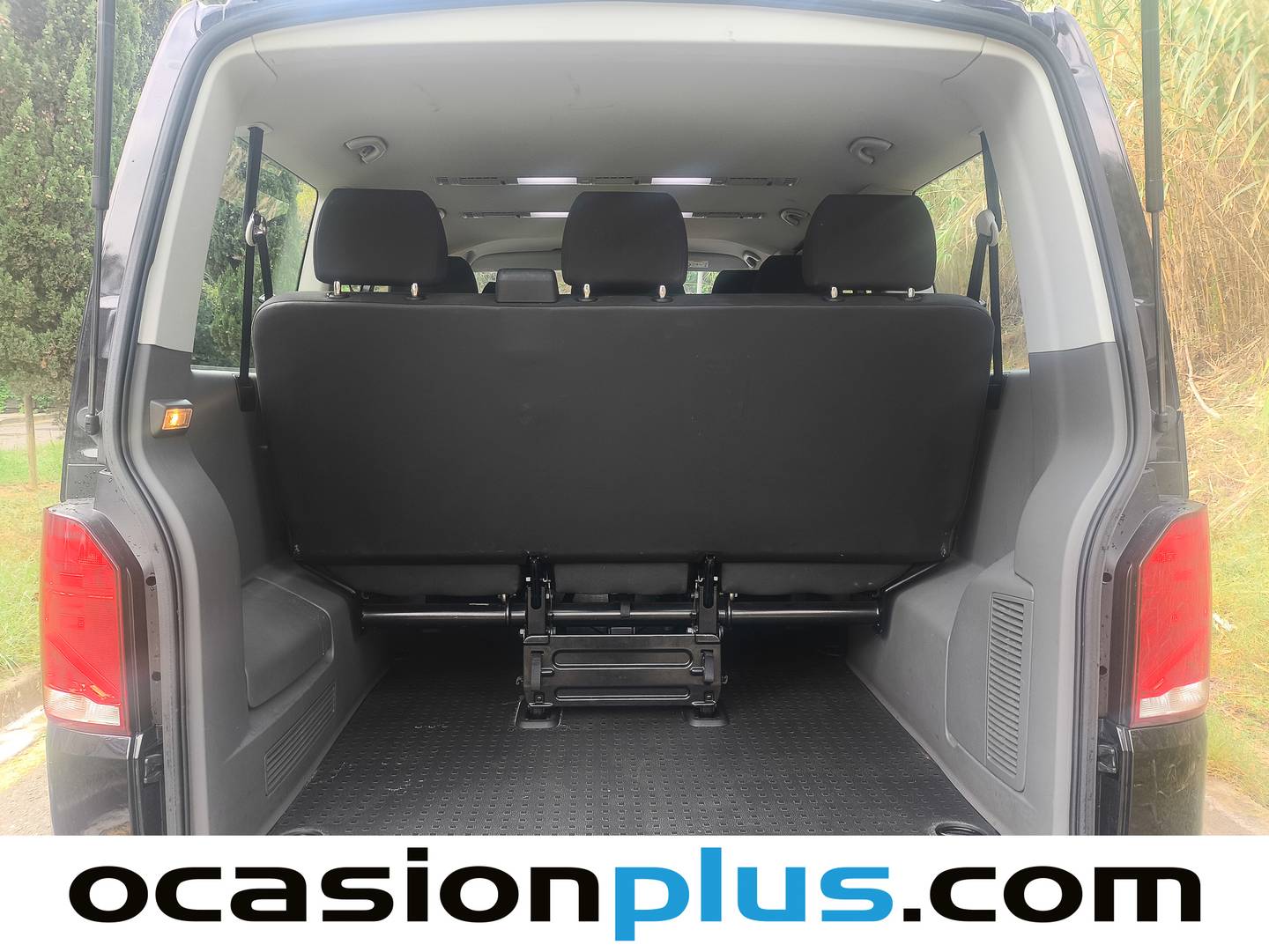 Foto Volkswagen Caravelle Volkswagen Caravelle Origin Batalla Corta 2.0 TDI BMT (150 CV) DSG 9 Plazas