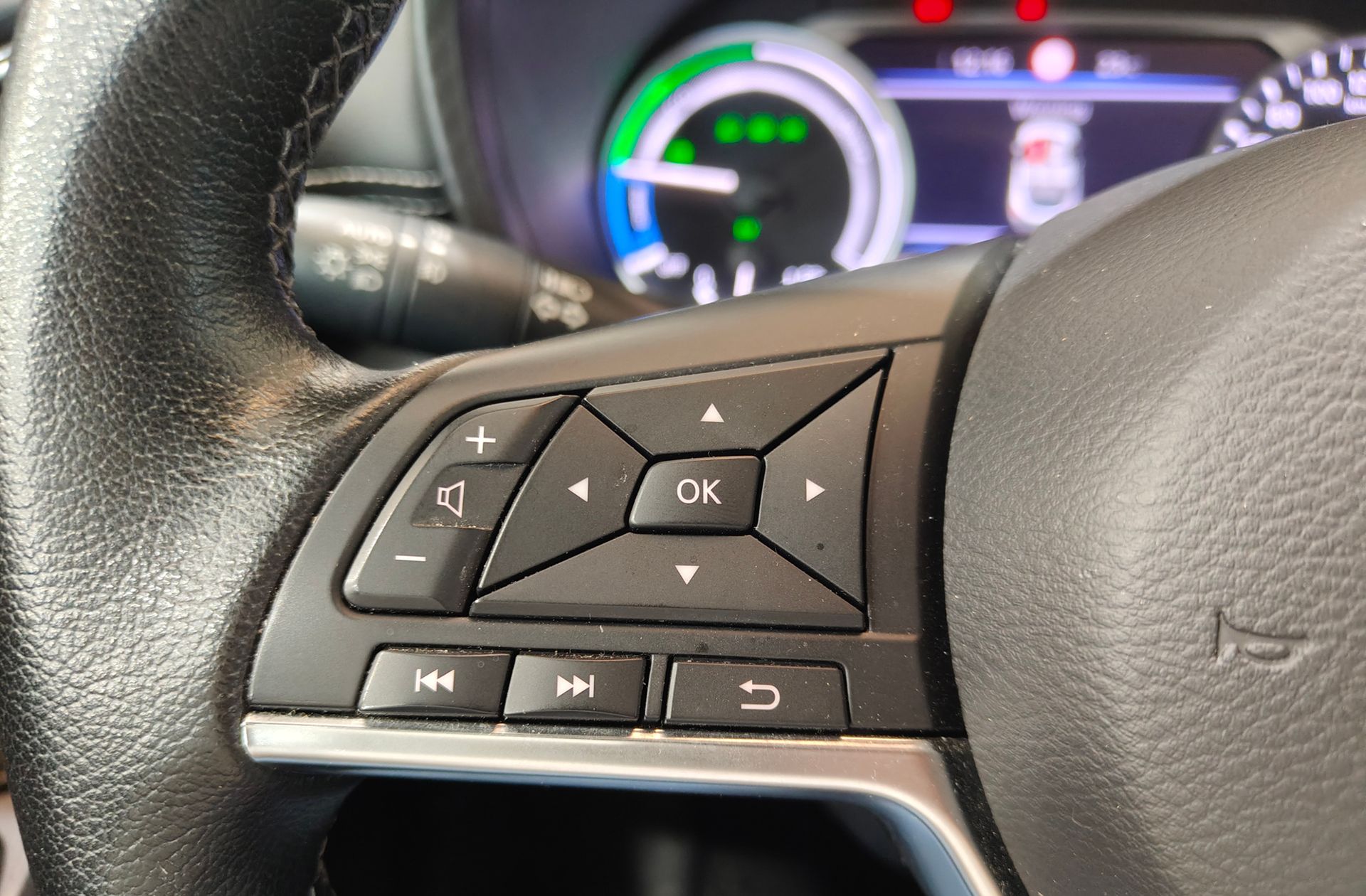 Nissan Juke 1.6 Hybrid N-Connecta - foto 20