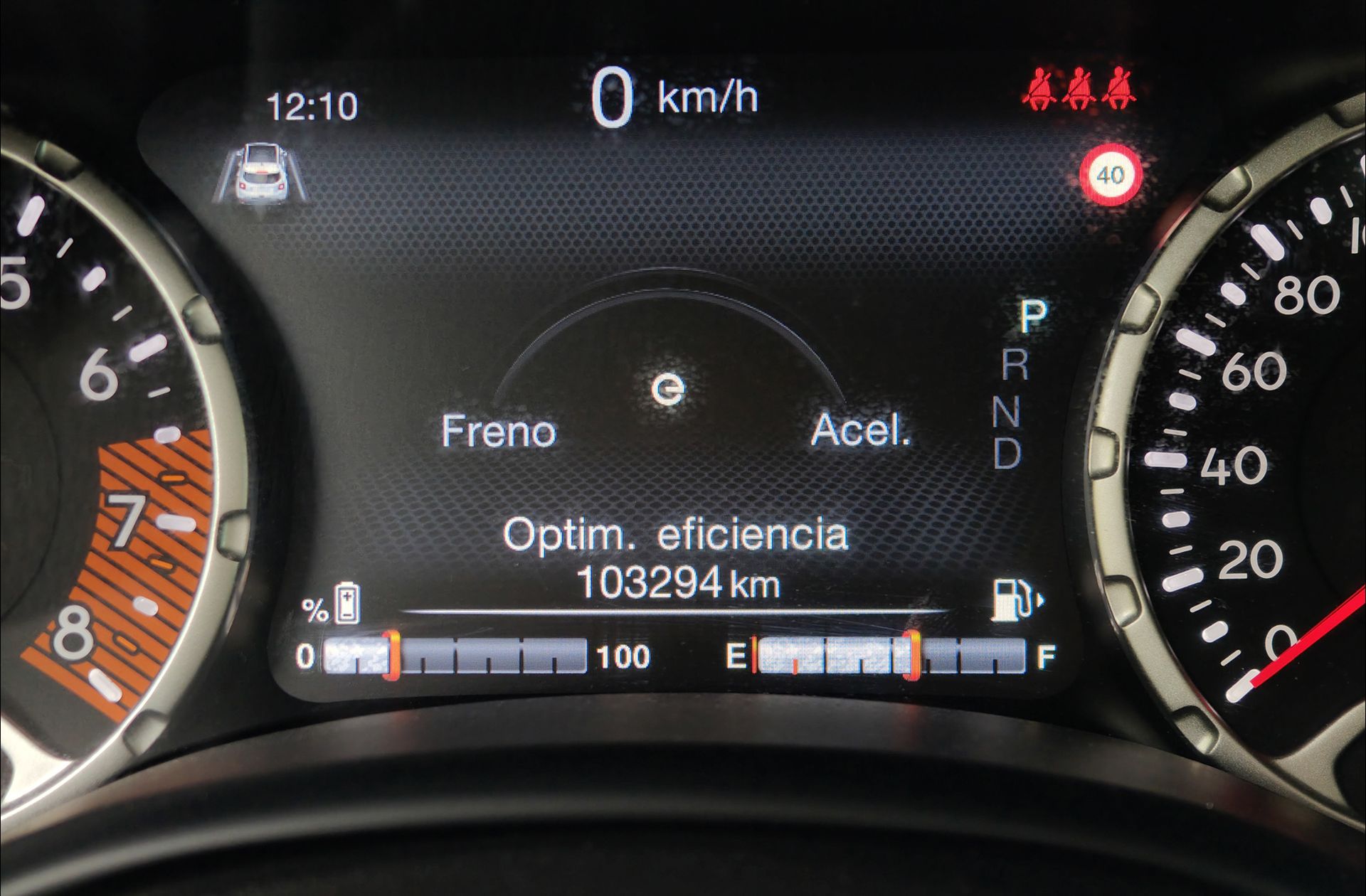 Jeep Renegade eHybrid 1.5 Limited ATX - foto 9