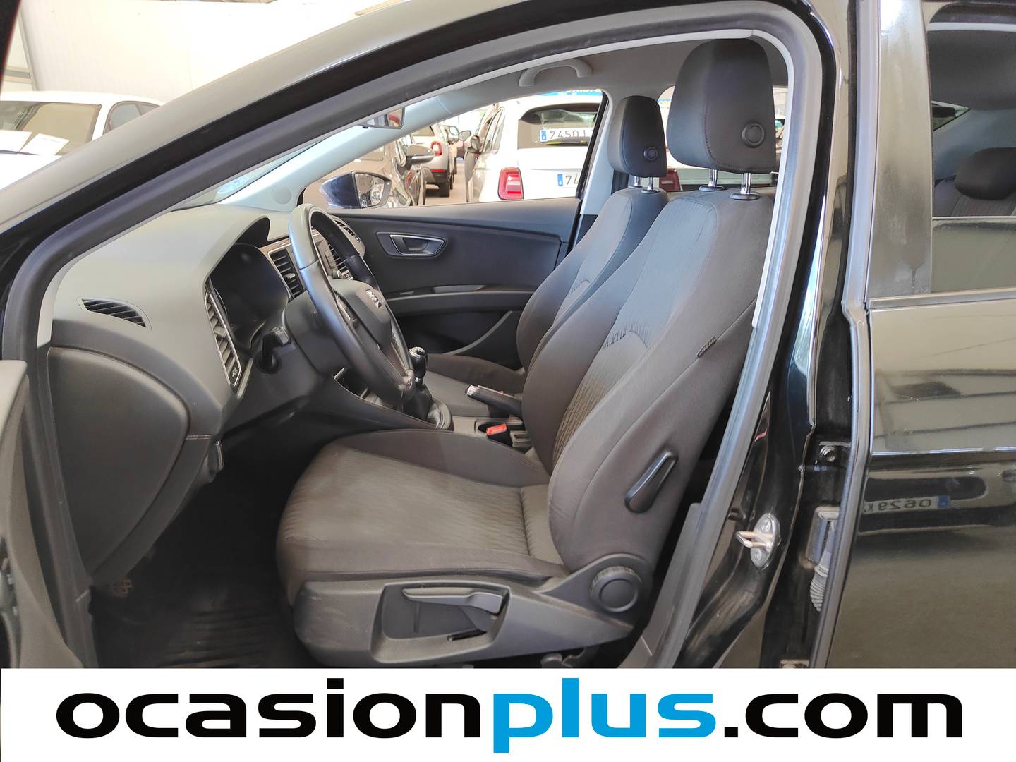 Foto asientos delanteros Seat León Seat León 1.2 TSI S&S Style (110 CV)