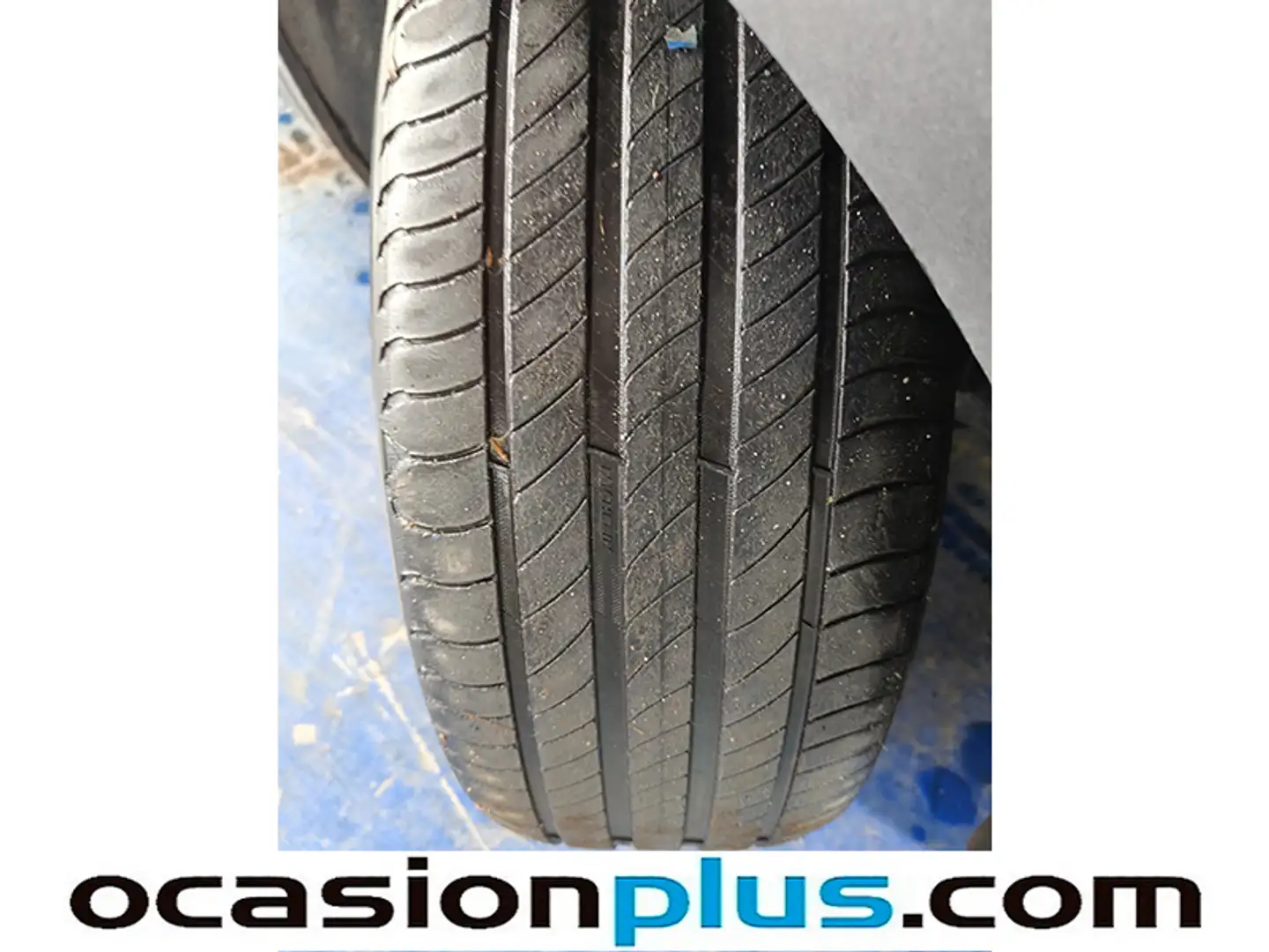 Foto Peugeot 3008 Hybrid Peugeot 3008 Hybrid 225 Allure e-EAT8 (225 CV)