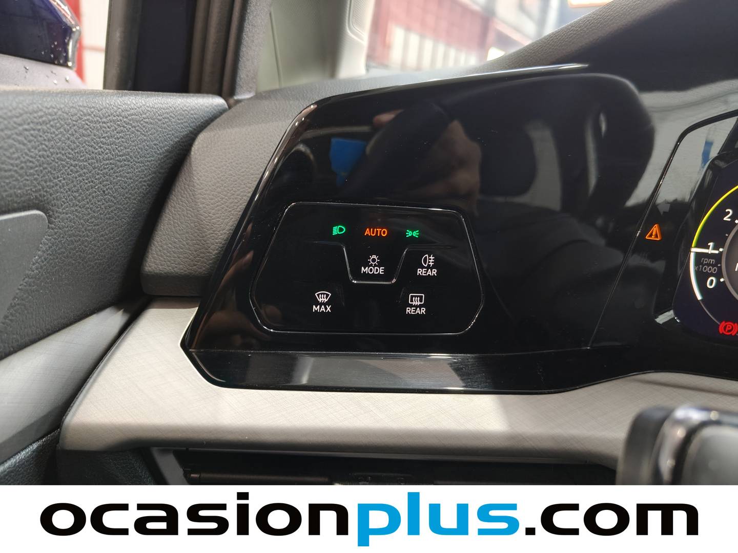 Volkswagen Golf Volkswagen Golf Life 1.0 eTSI (110 CV) DSG seminuevo