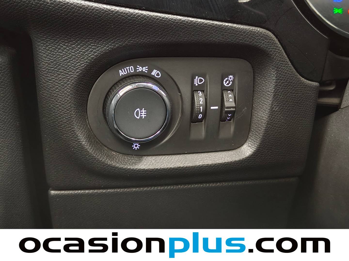 Extras del Opel Corsa Opel Corsa 1.2 XEL S&S Edition (75 CV)