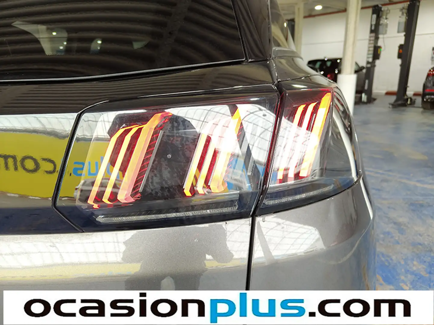 Foto Peugeot 3008 Hybrid Peugeot 3008 Hybrid 225 Allure e-EAT8 (225 CV)