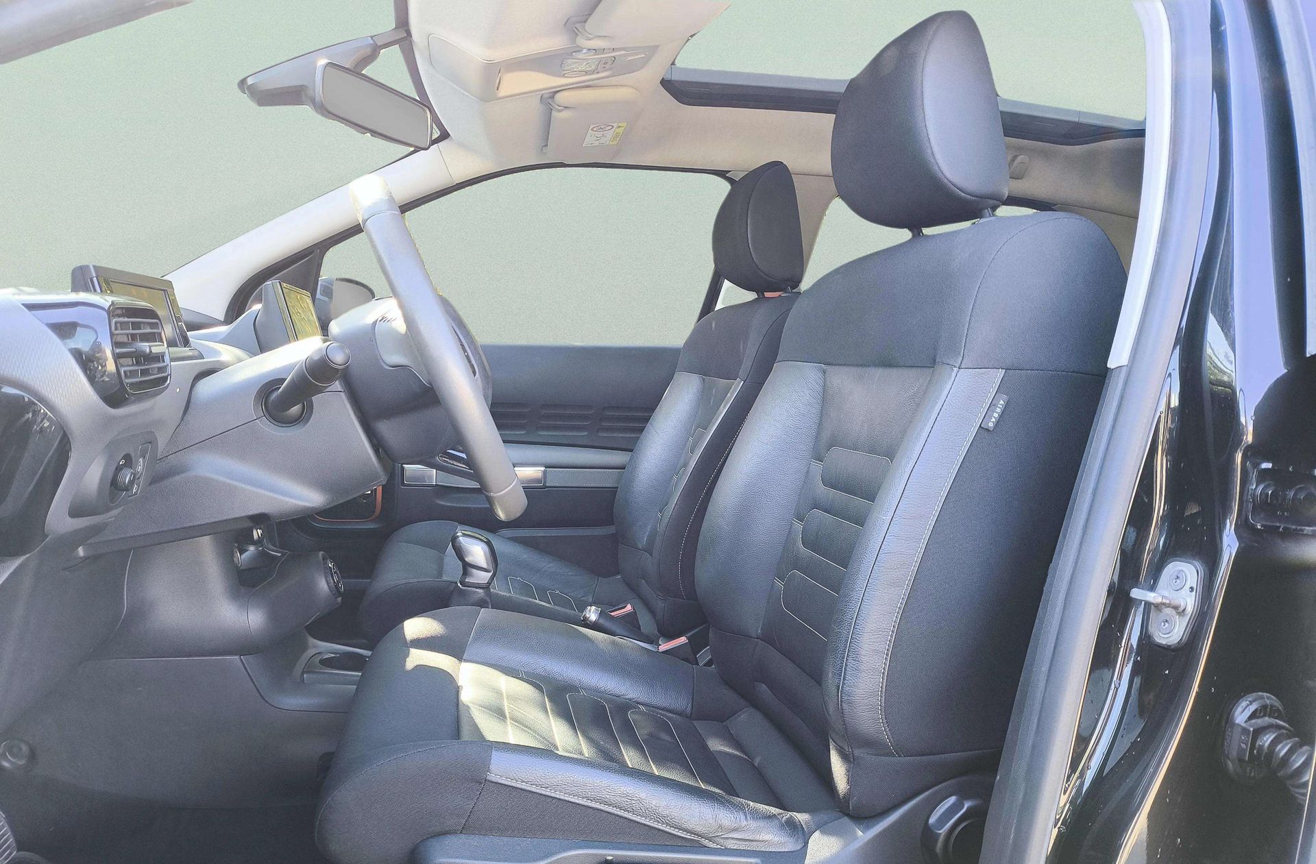 Citroën C4 Cactus PureTech 110 Rip Curl - foto 11