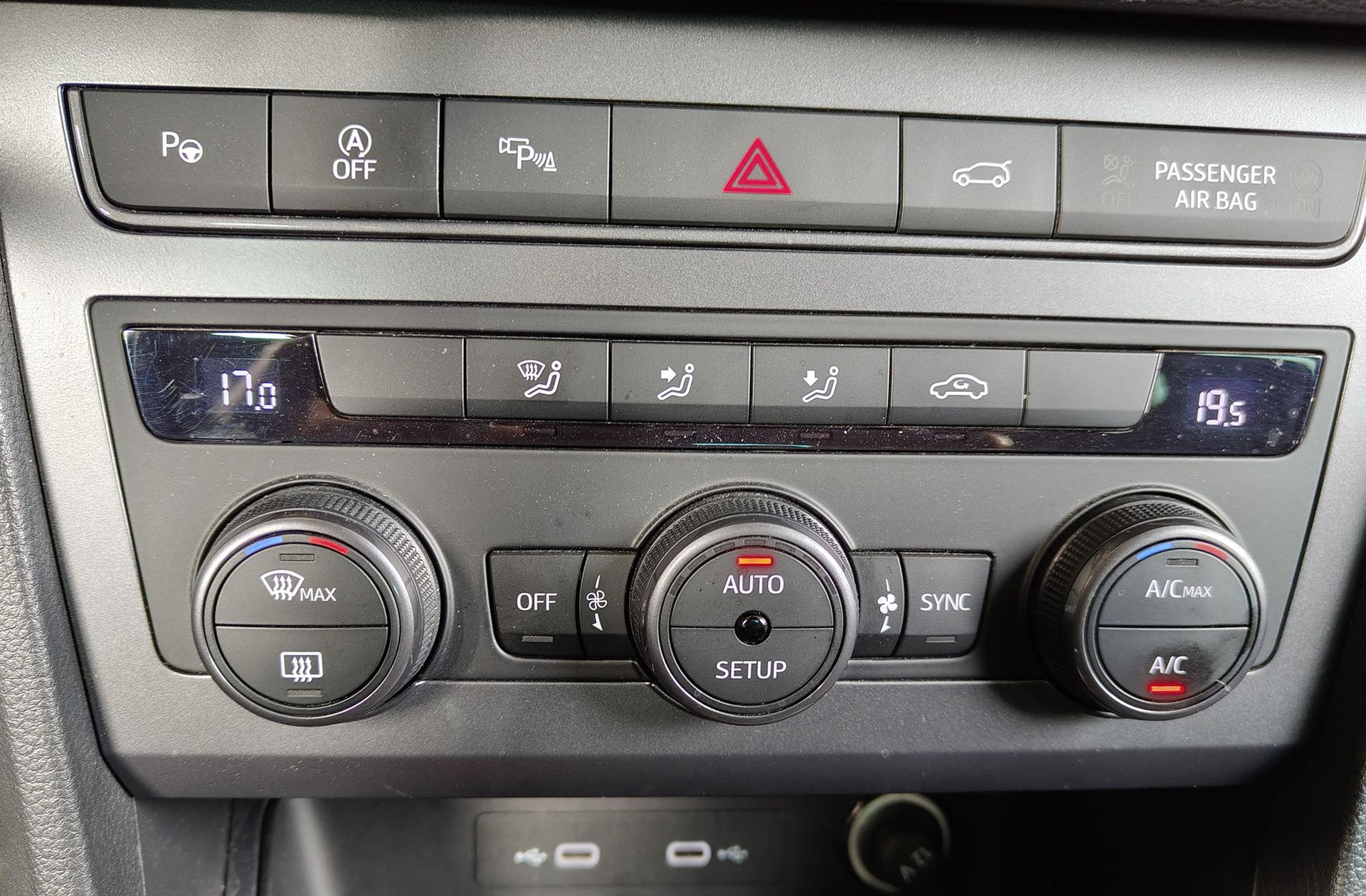 Cupra Ateca 2.0 TSI 4Drive DSG - foto 33