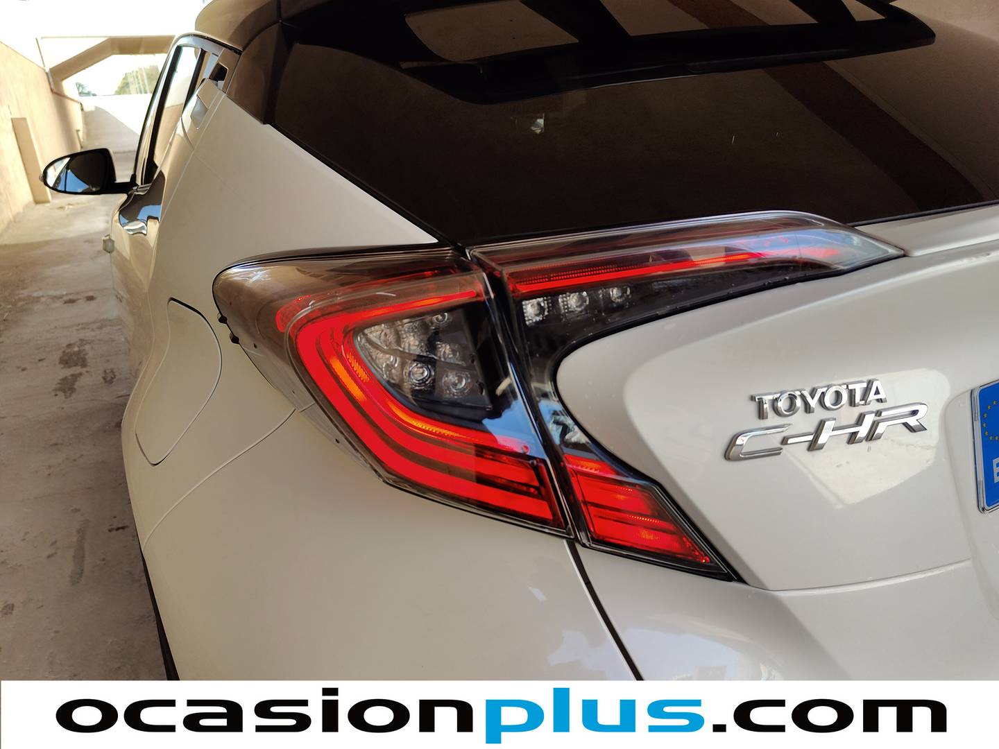 Toyota C-HR Toyota C-HR 1.8 125H Dynamic Plus (122 CV) híbrido