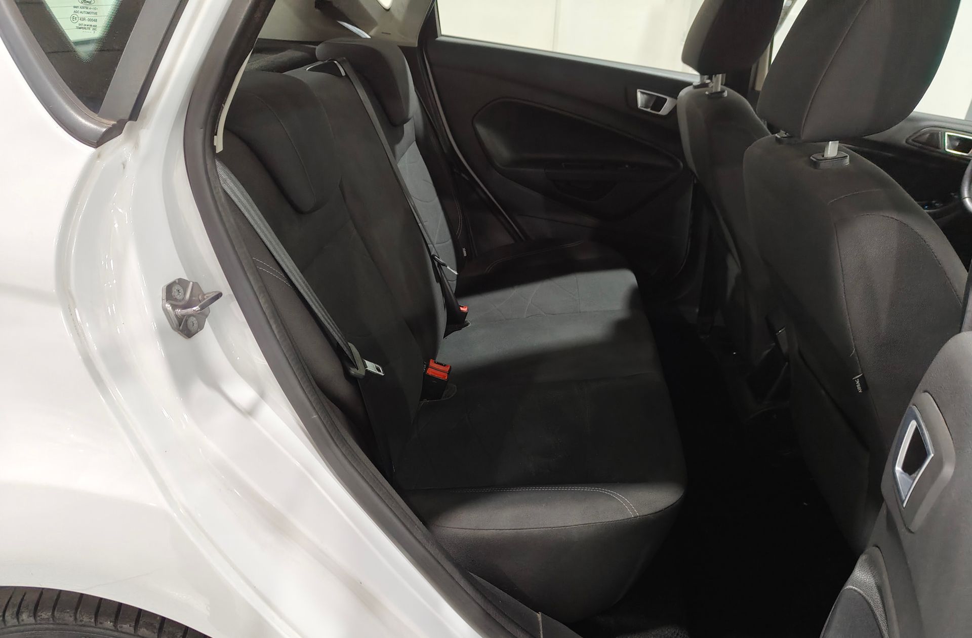 Ford Fiesta 1.0 EcoBoost Trend - foto 14