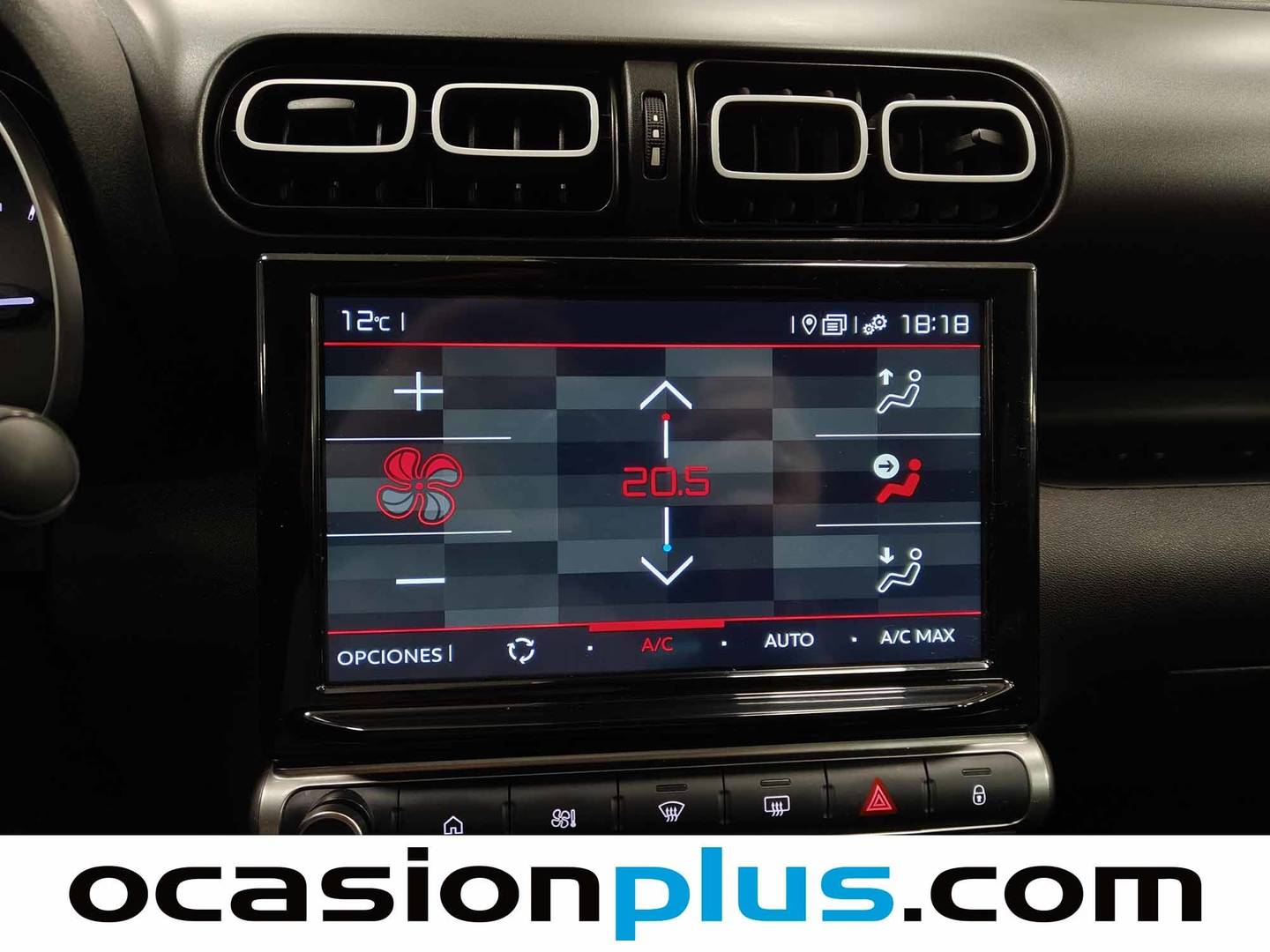 Foto Citroën C3 Aircross Citroen C3 Aircross PureTech 130 Shine Pack EAT6 (131 CV)