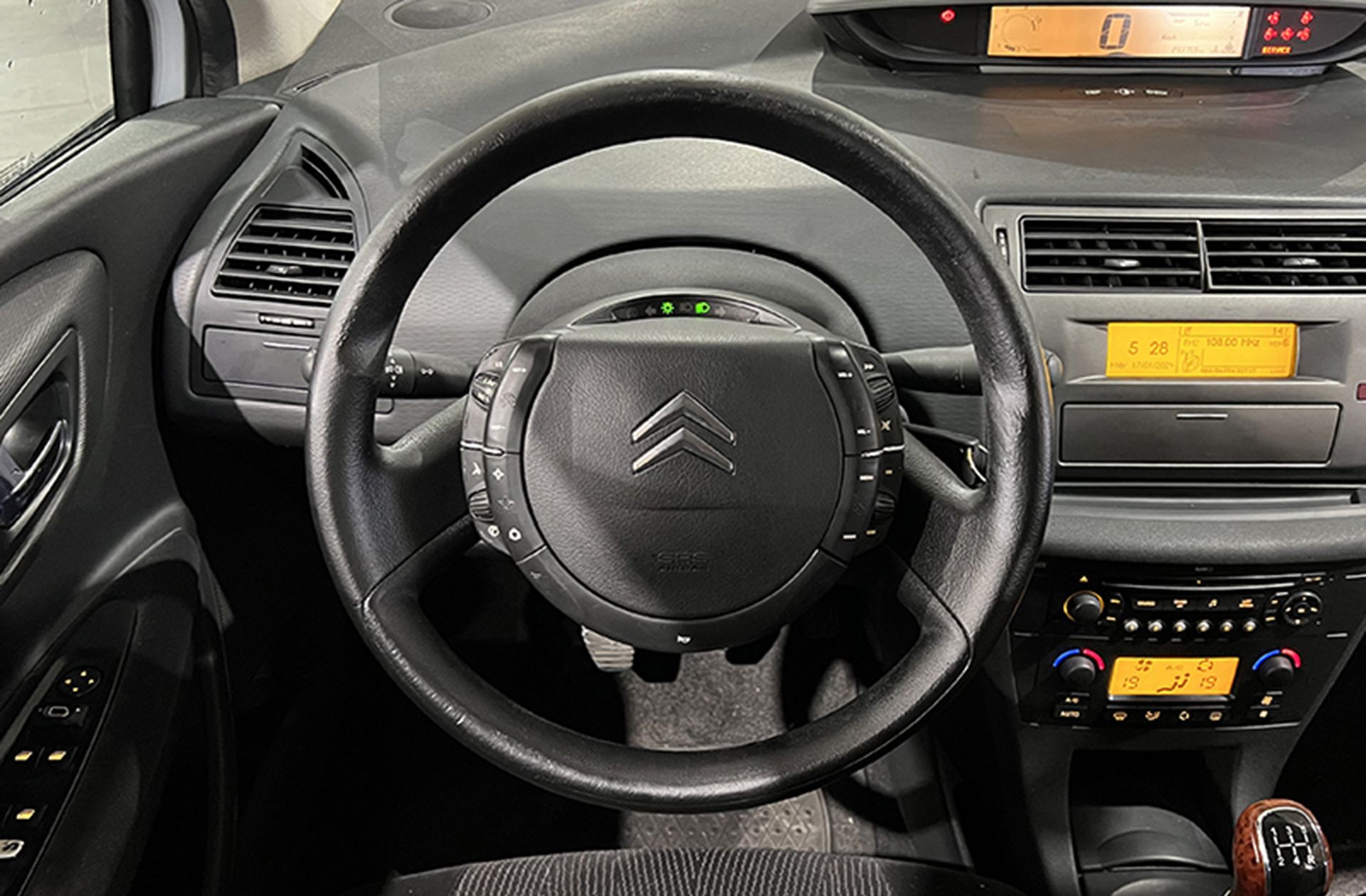Citroën C4 1.6 HDi Cool CMP - foto 18